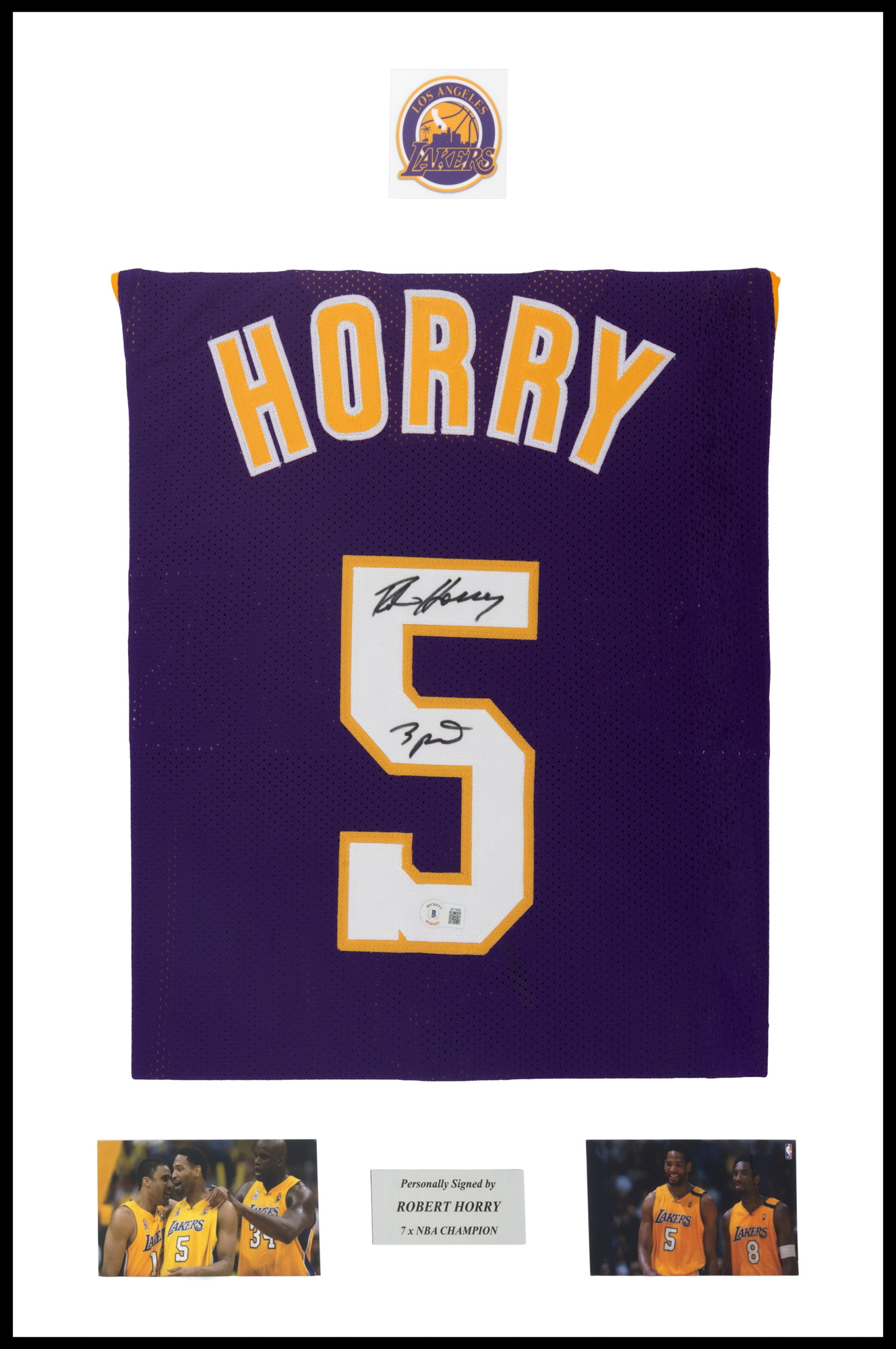 Tricou L.A. Lakers, cu semnătura olografă a lui Robert Horry, înrămat