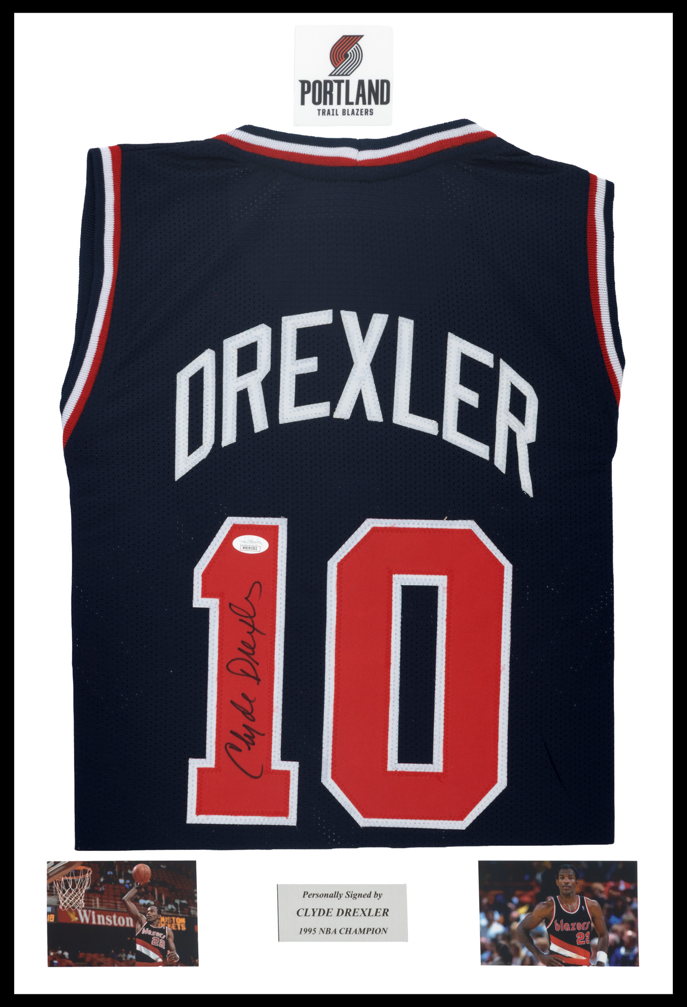 Tricou Portland Trail Blazers, cu semnătura olografă a lui Clyde Drexler, înrămat