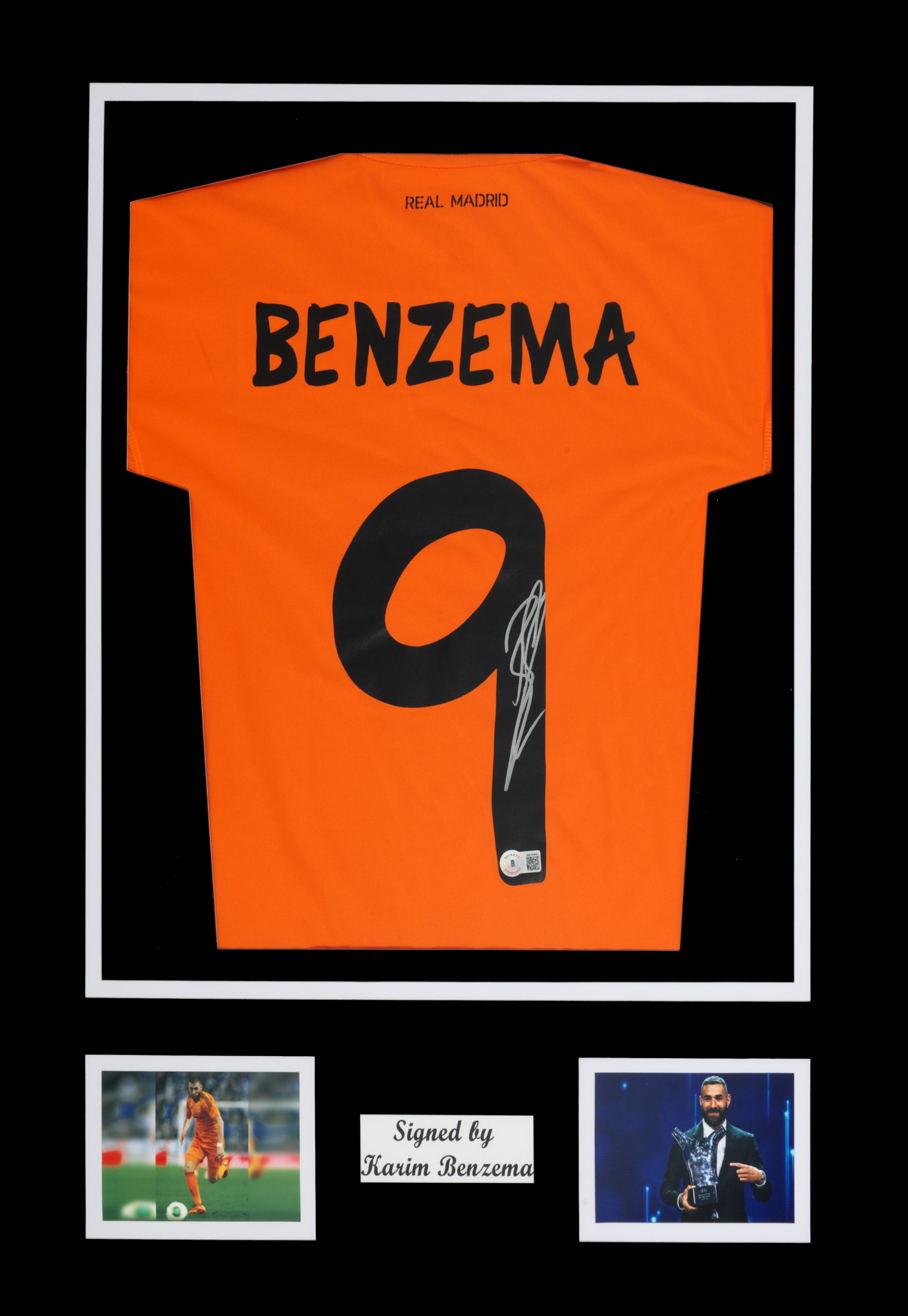 Tricou Real Madrid, cu semnătura olografă a lui Karim Benzema, înrămat