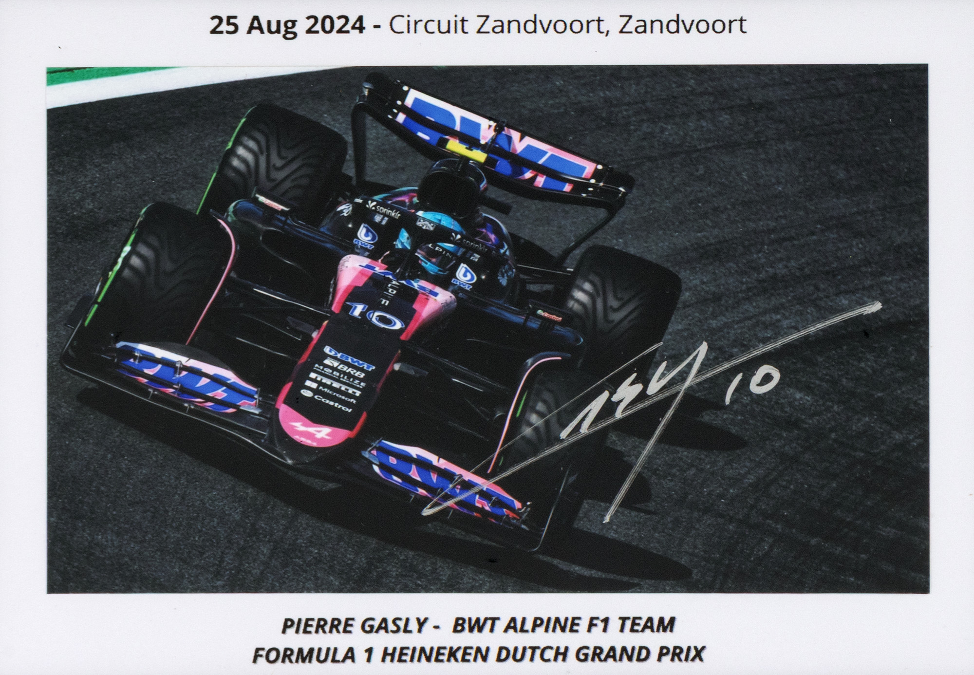 Fotografie cu autograful lui Pierre Gasly, înrămată
