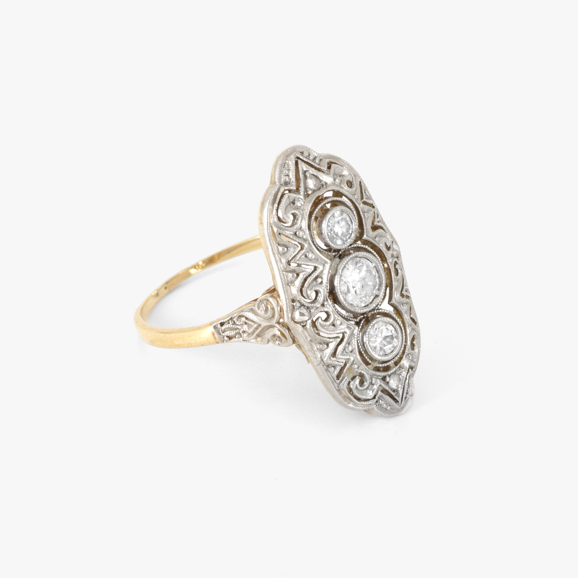 Art Deco gold and platinum ring, adorned with diamonds