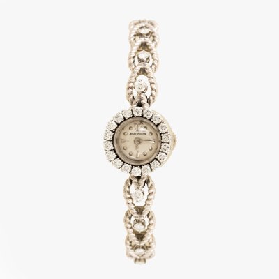 Jaeger-LeCoultre Cocktail Watch, made of white gold, decorated with diamonds, hand-held, for ladies