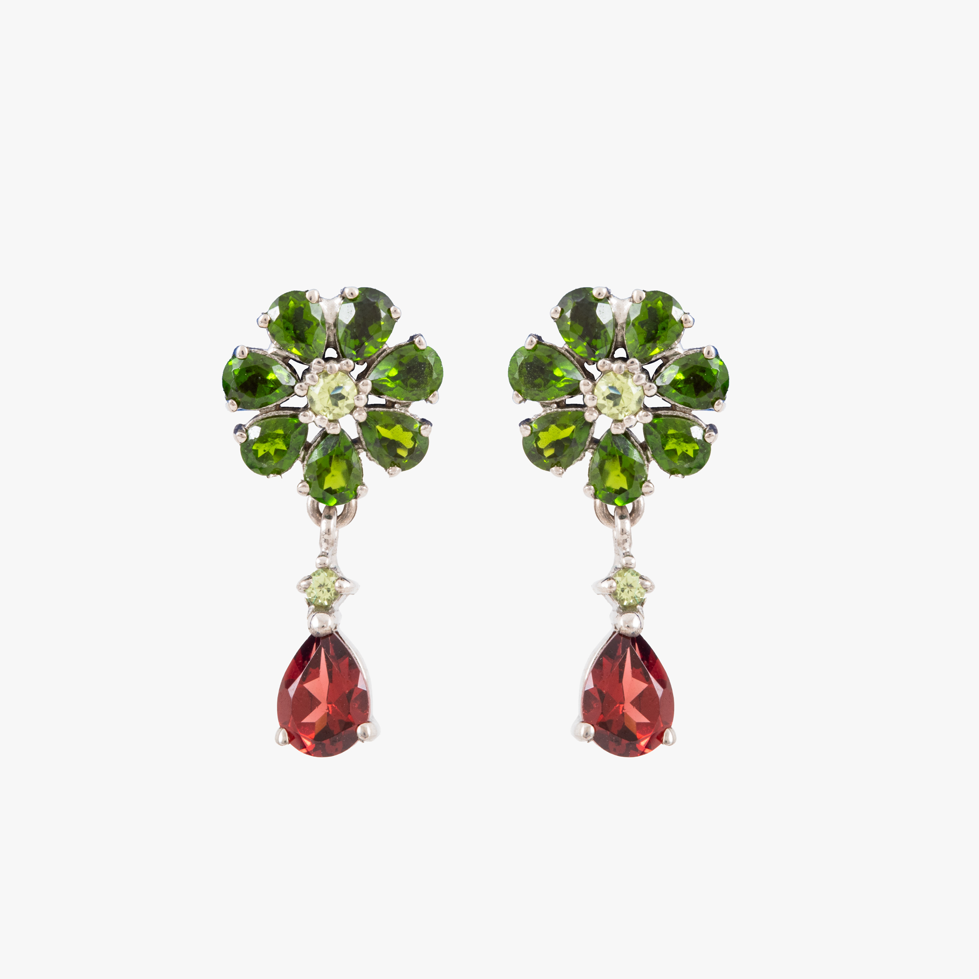 "Teardrop Flower" - pair of silver earrings, decorated with peridots and garnets