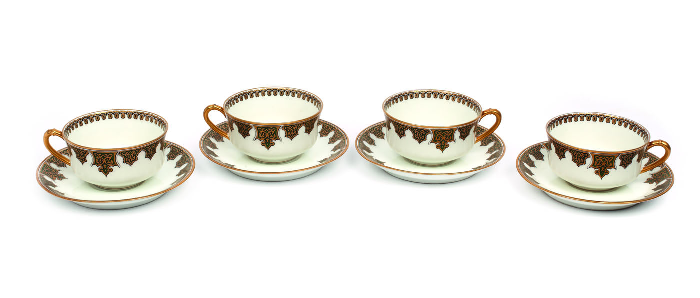 Serviciu de 4 ceșcuțe pentru cafea, din porțelan Haviland, decorat în stil Art Deco