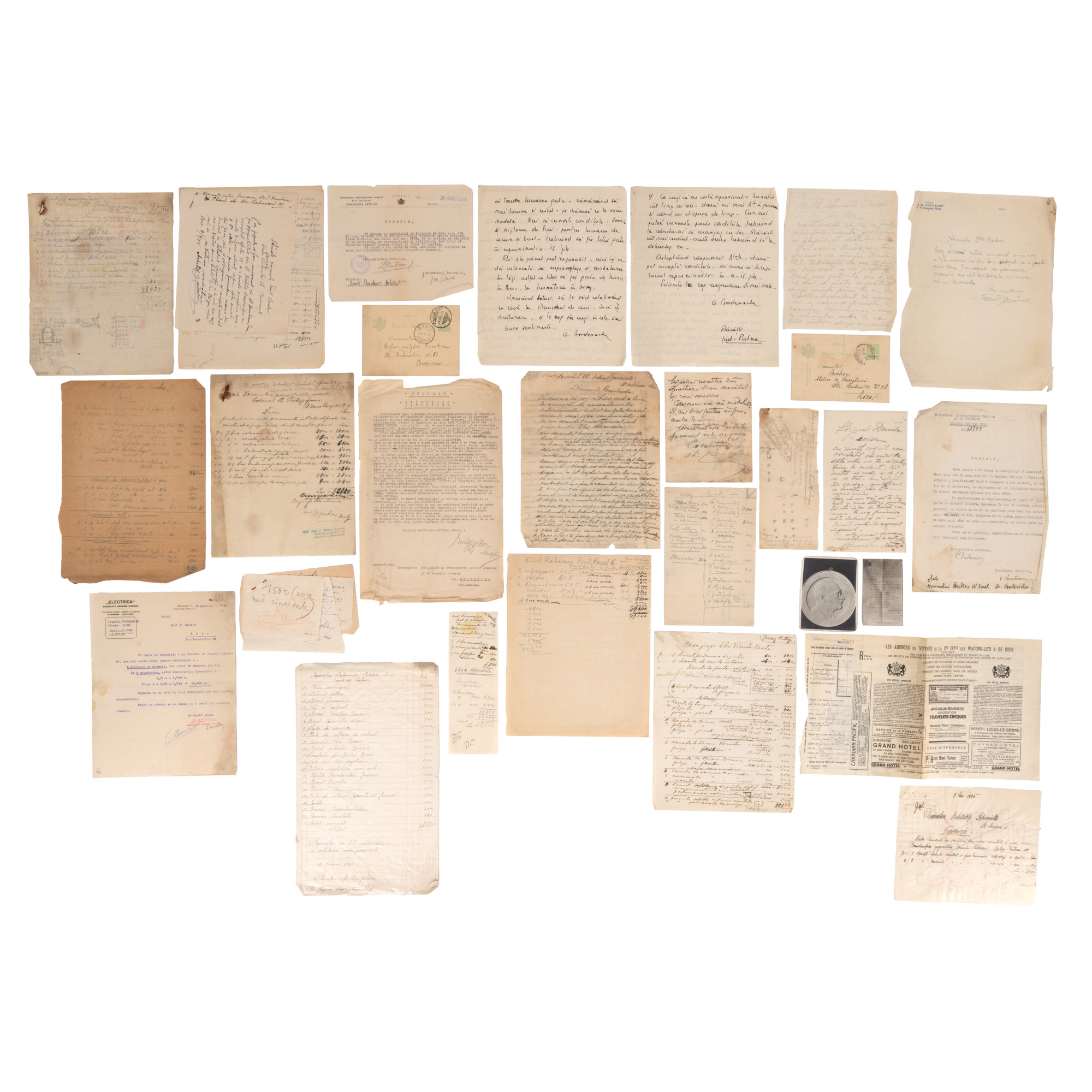 Lot format din 32 de documente referitoare la diverse lucrări realizate de Emil W. Becker, în ghips, definitive, proiecte, costuri de reparație, perioada interbelică, provin din arhiva personală a artistului
