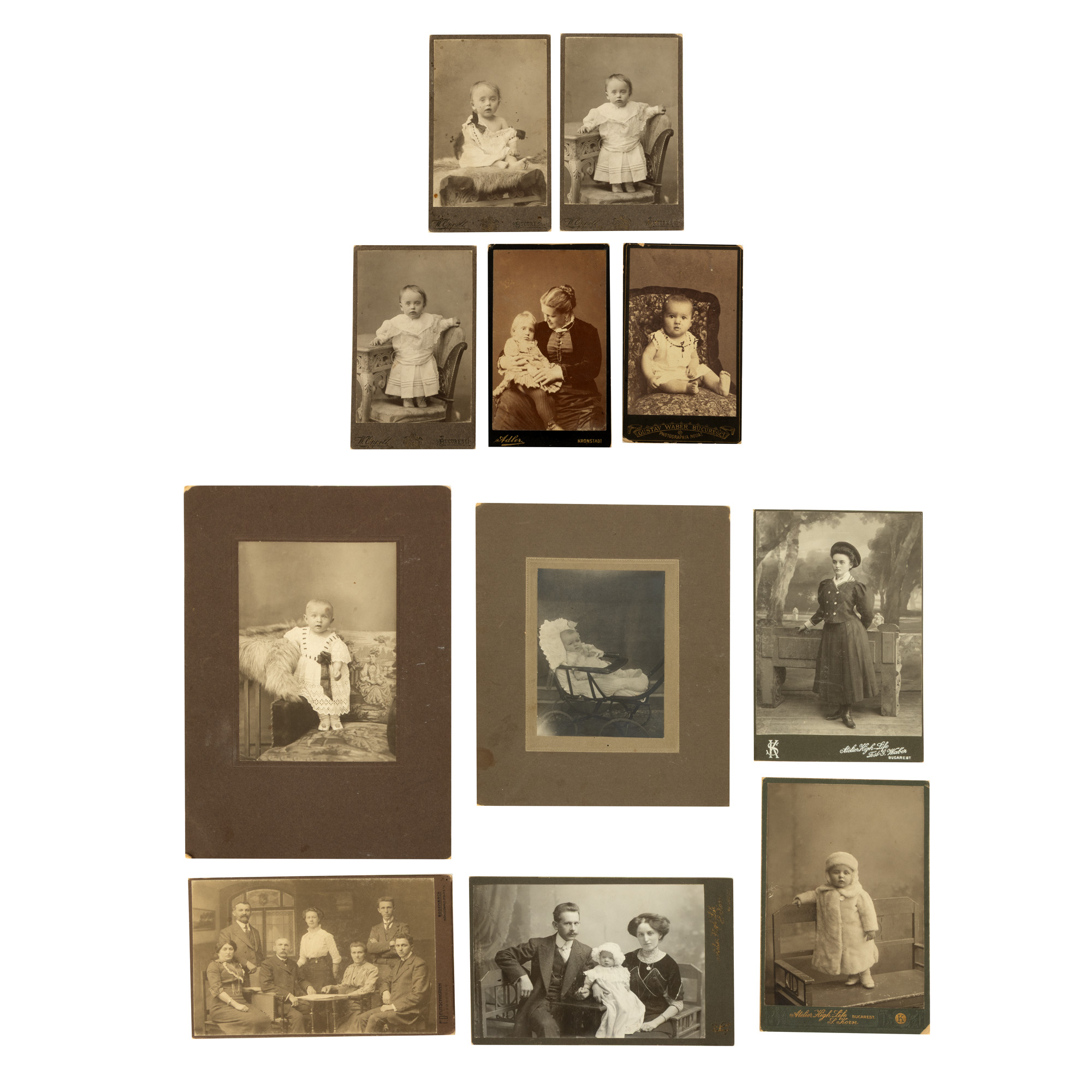 Lot format din 11 fotografii de familie, atelier High-Life, București, atelier Adler, Brașov, atelier W. Oppelt, București, atelier F. Deutschmann, Bodenbach, începutul sec. XX