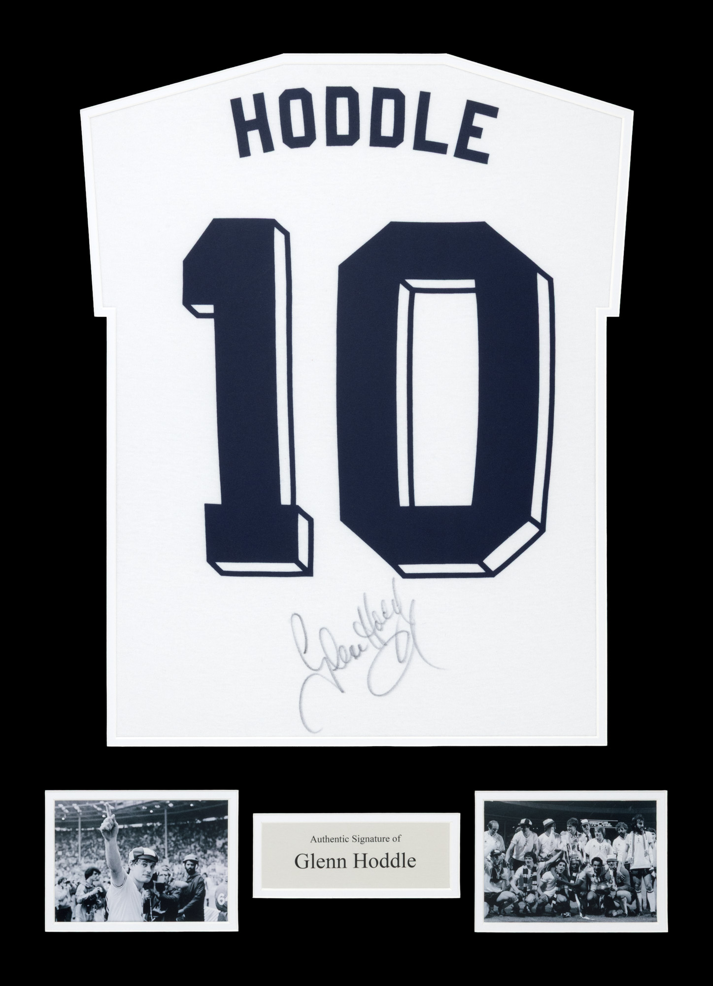 Tricou Tottenham Hotspur, cu semnătura olografă a lui Glenn Hoddle, înrămat