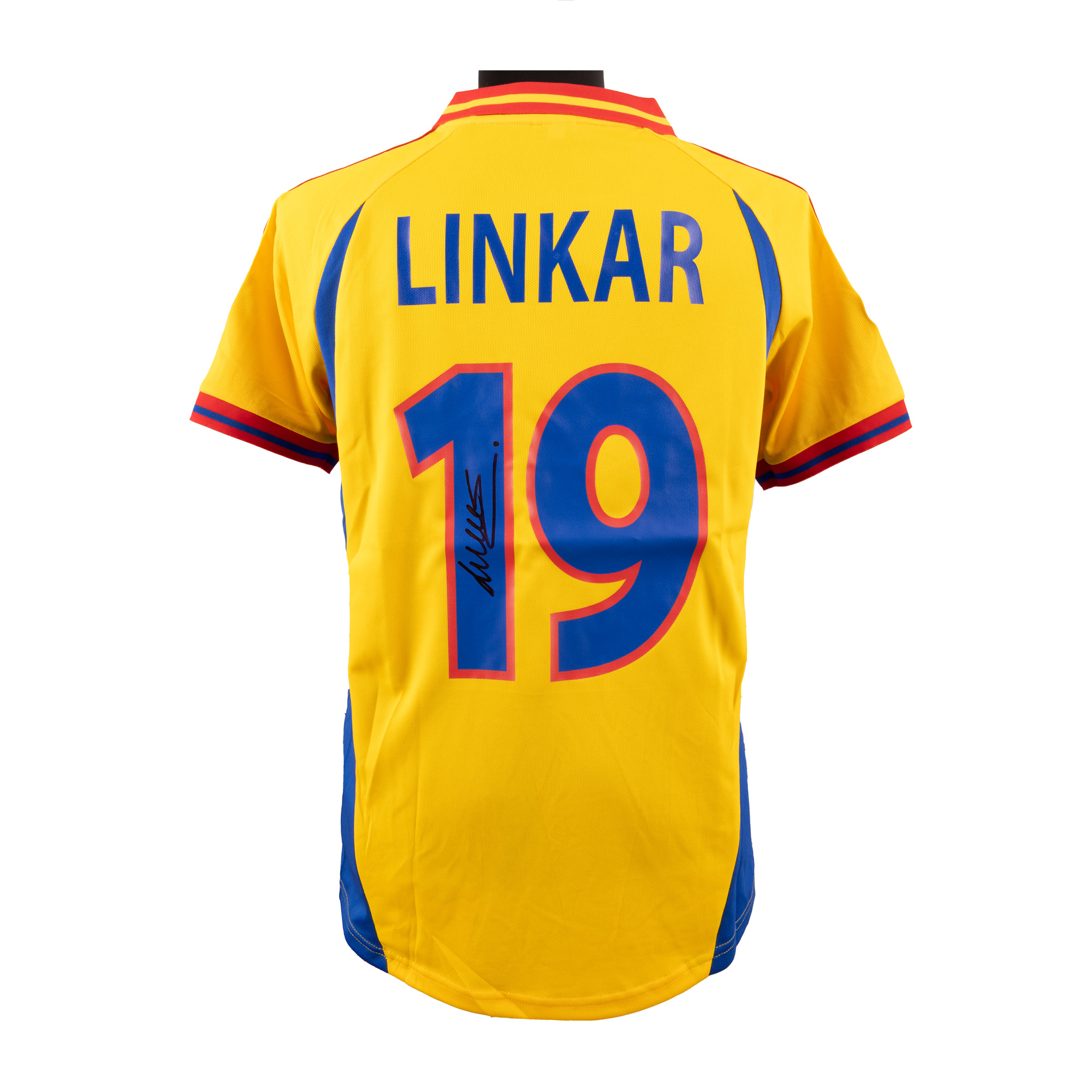 Tricou al echipei naționale a României, cu semnătura olografă a lui Eric Linkar, înrămat