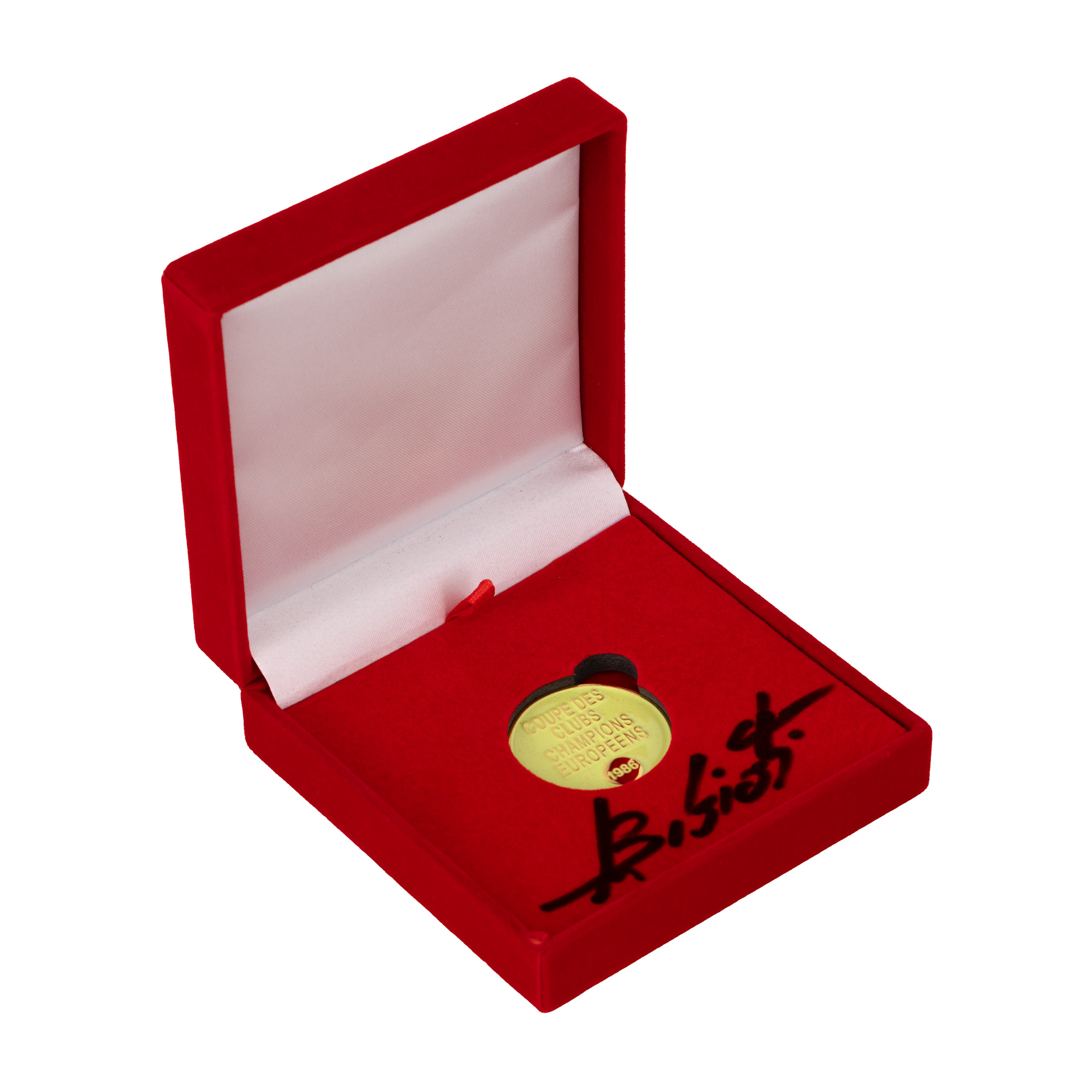 Medal model European Champions Cup 1986, with the holographic signature of Miodrag Belodedici