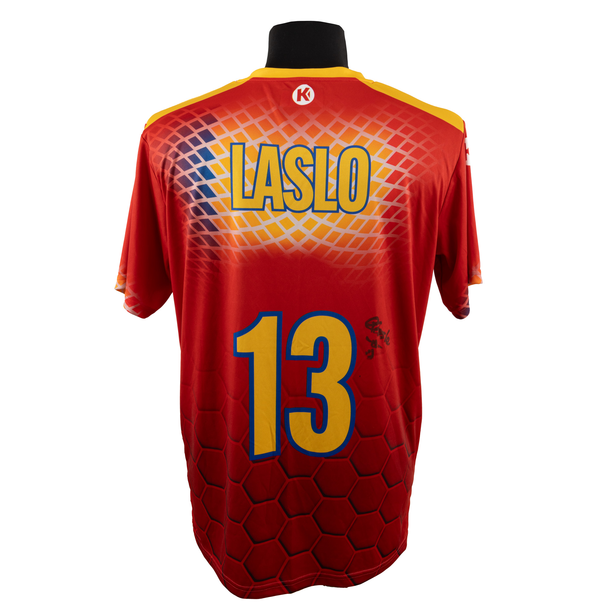 Tricou al echipei naționale de handbal, cu semnătura olografă a Cristinei Laslo