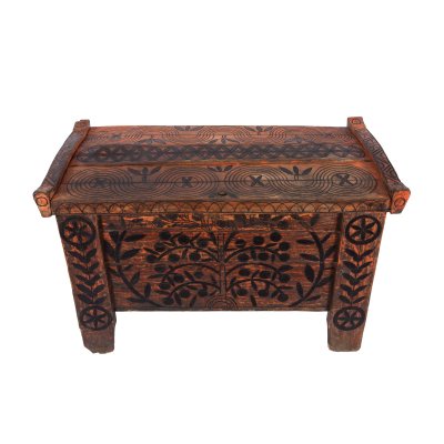 Transylvanian dowry box, painted with the Tree of Life and sun motifs, Salaj, early 20th century