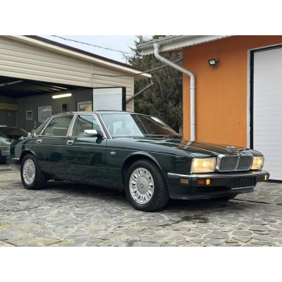 Automobil Jaguar XJ40 Sovereign