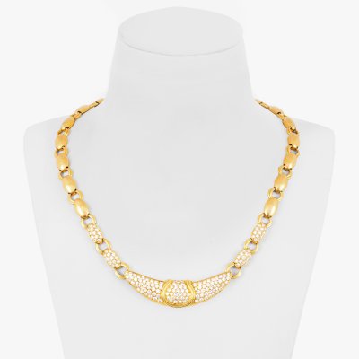 Spectacular gold necklace, decorated with diamonds
