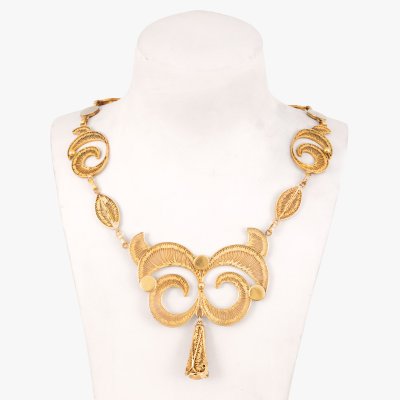 Filigree Gold Necklace and Bracelet Set