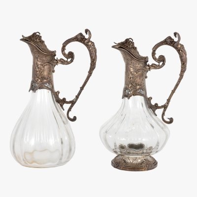 Pair of decanters in Art Nouveau style, made of crystal and silver, decorated with Bacchic symbols, first part of the 20th century, from the collection of General Mihai Caraman