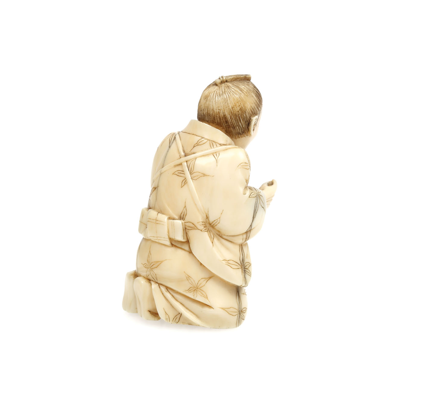 Netsuke din fildeş, un bărbat în pauza de masă, perioadă Meiji