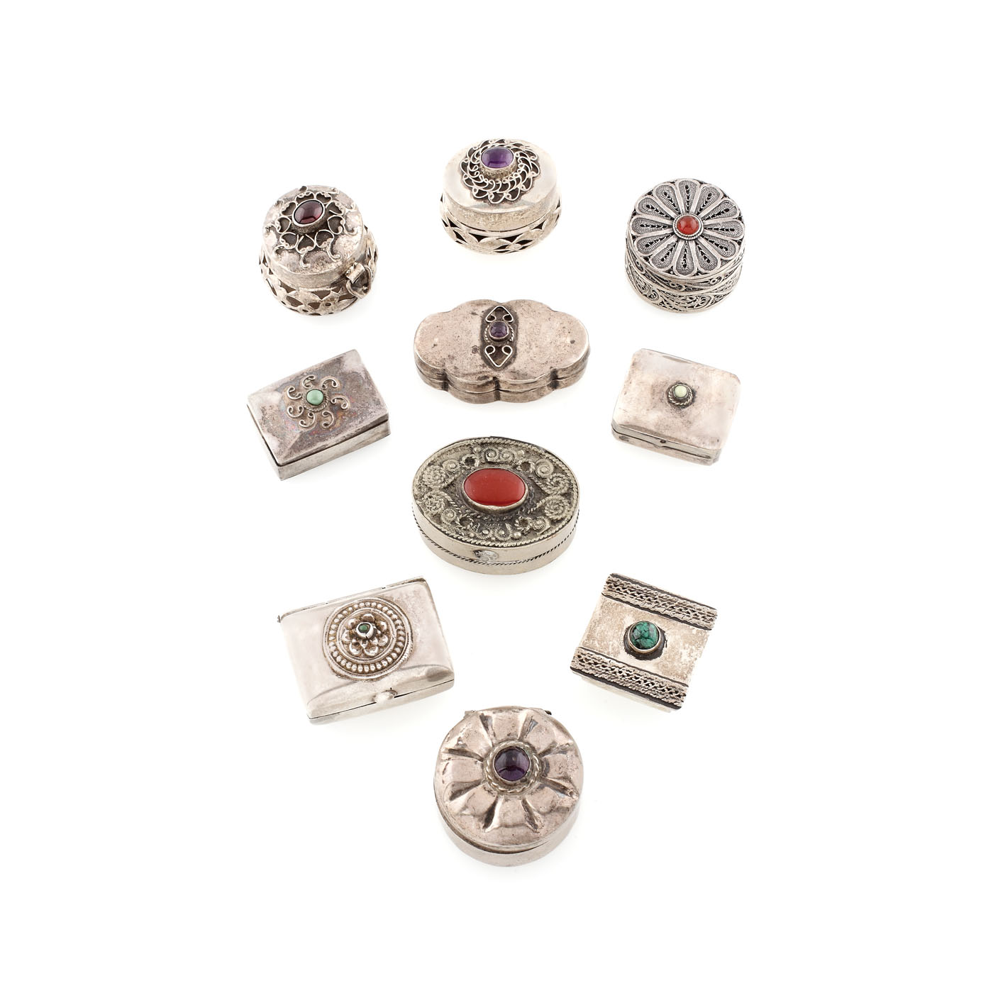 Colecție de 10 cutii miniaturale din argint, ornate cu pietre semipreţioase multicolore