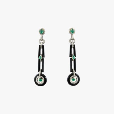 Pair of silver earrings, decorated with emeralds, diamonds and onyx