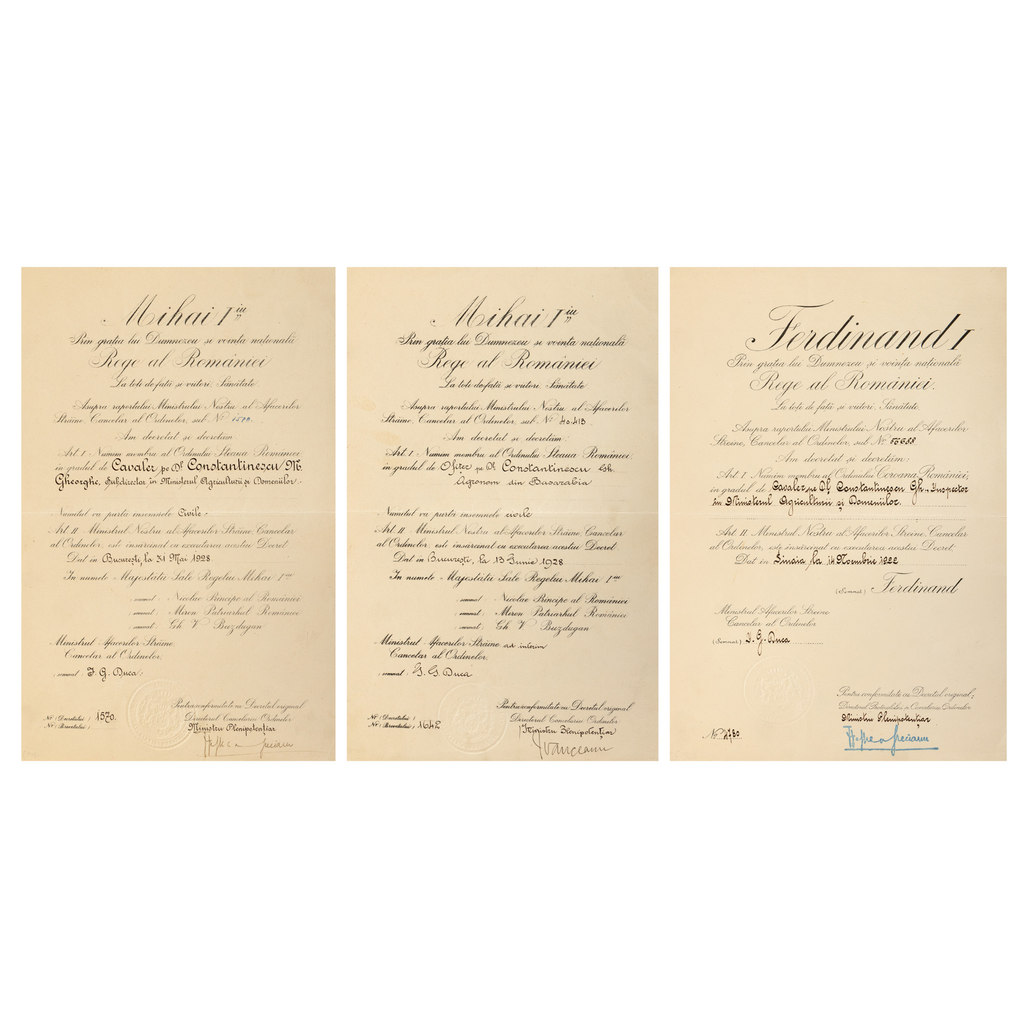 Lot format din decret regal pentru acordarea Ordinului ”Steaua României” în grad de Cavaler, 31 mai 1928, decret regal pentru acordarea Ordinului ”Steaua României” în grad de Ofițer, 13 iunie 1928, decret regal pentru acordarea Ordinului Coroana României în grad de Cavaler, 14 noiembrie 1922, acordate lui Gheorghe Constantinescu, agronom din Basarabia, inspector în Ministerul Agriculturii și Domeniilor
