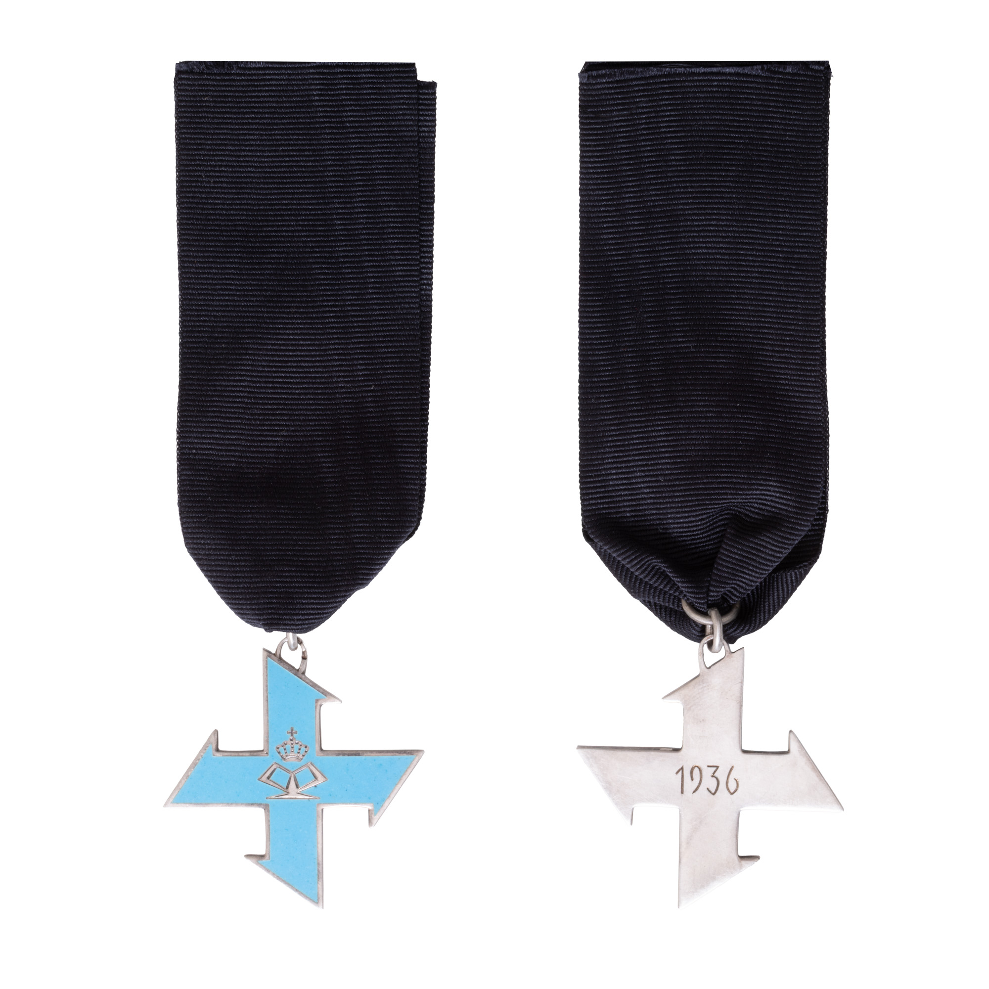 Breloc ”Regimentul 4 Roșiori Regina Maria”, 1936, argint