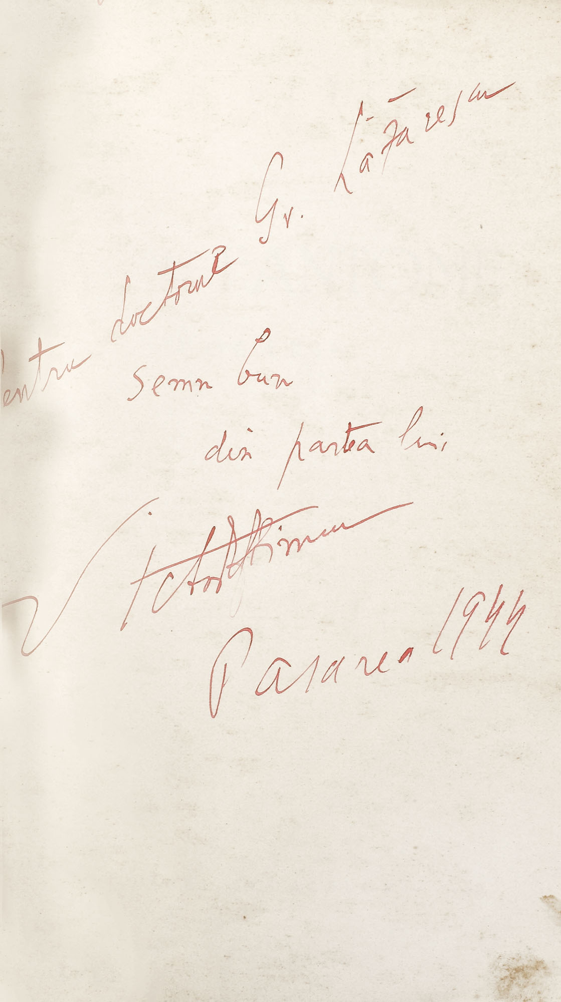 "Fum de fantome", de Victor Eftimiu, Bucureşti, 1940, poartă dedicaţia şi semnătura olografă a autorului
