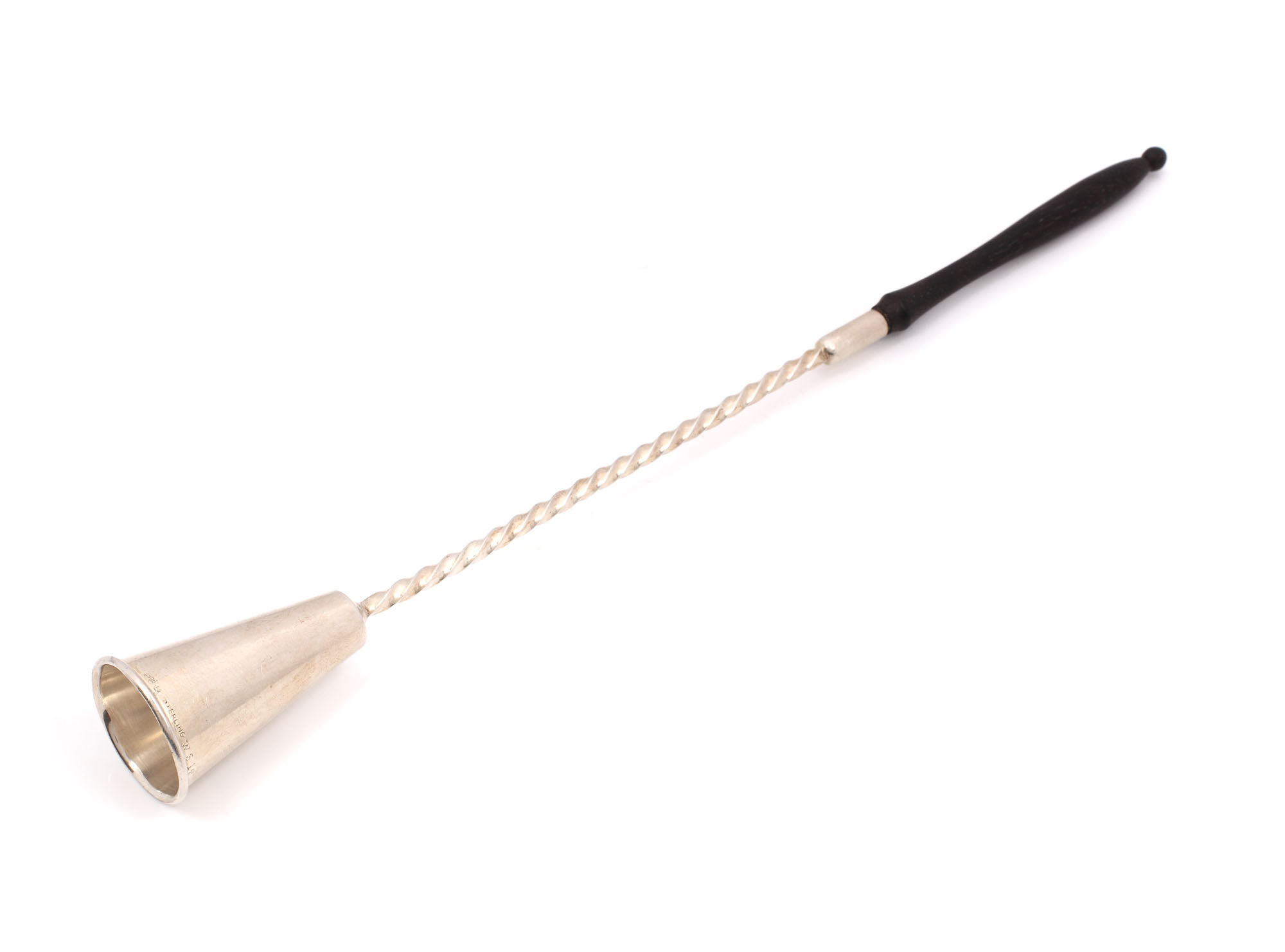 Instrument pentru stingerea lumânărilor, din argint, cca. 1920-1955
