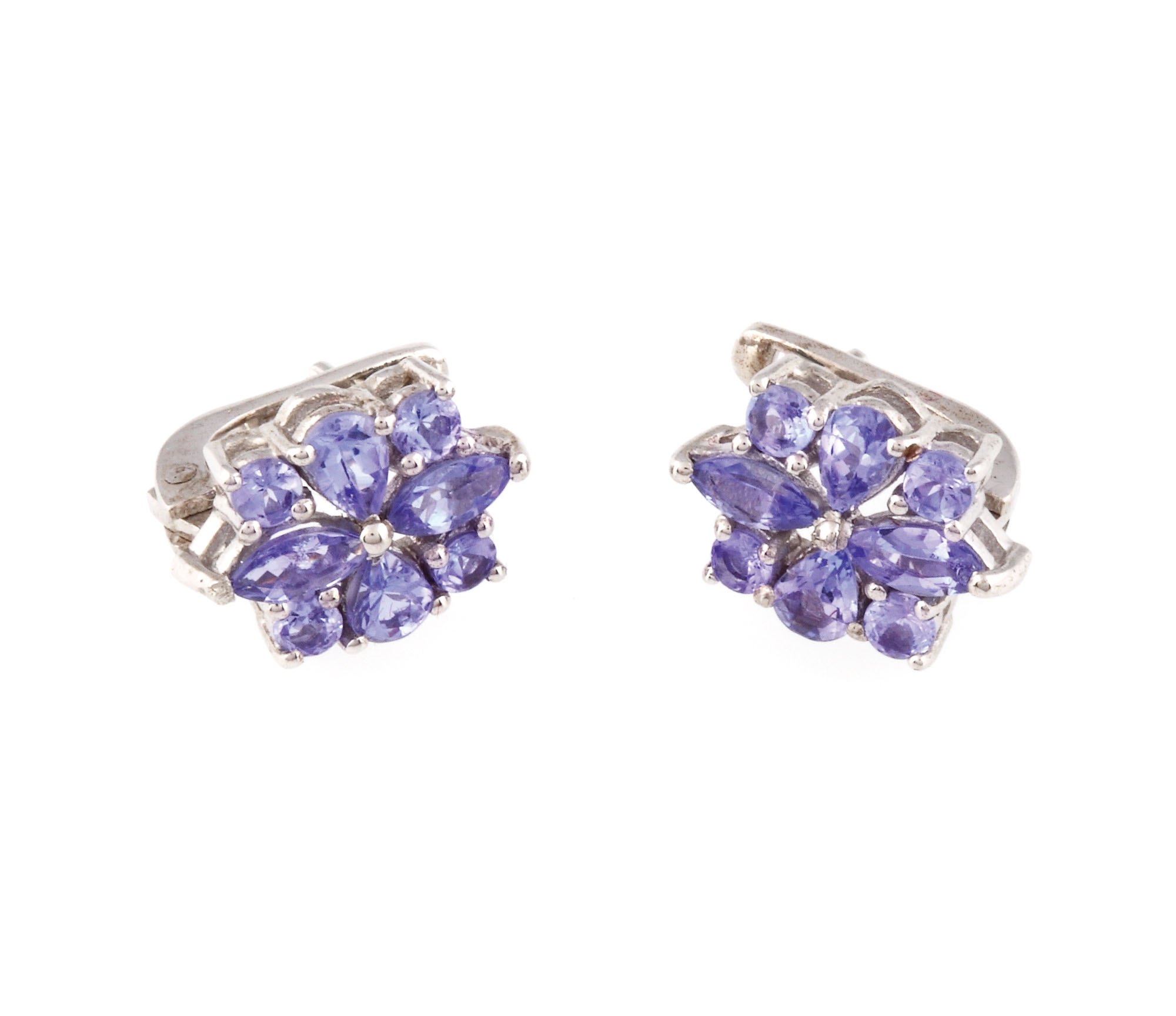 Pereche de cercei din argint, decorată cu tanzanite