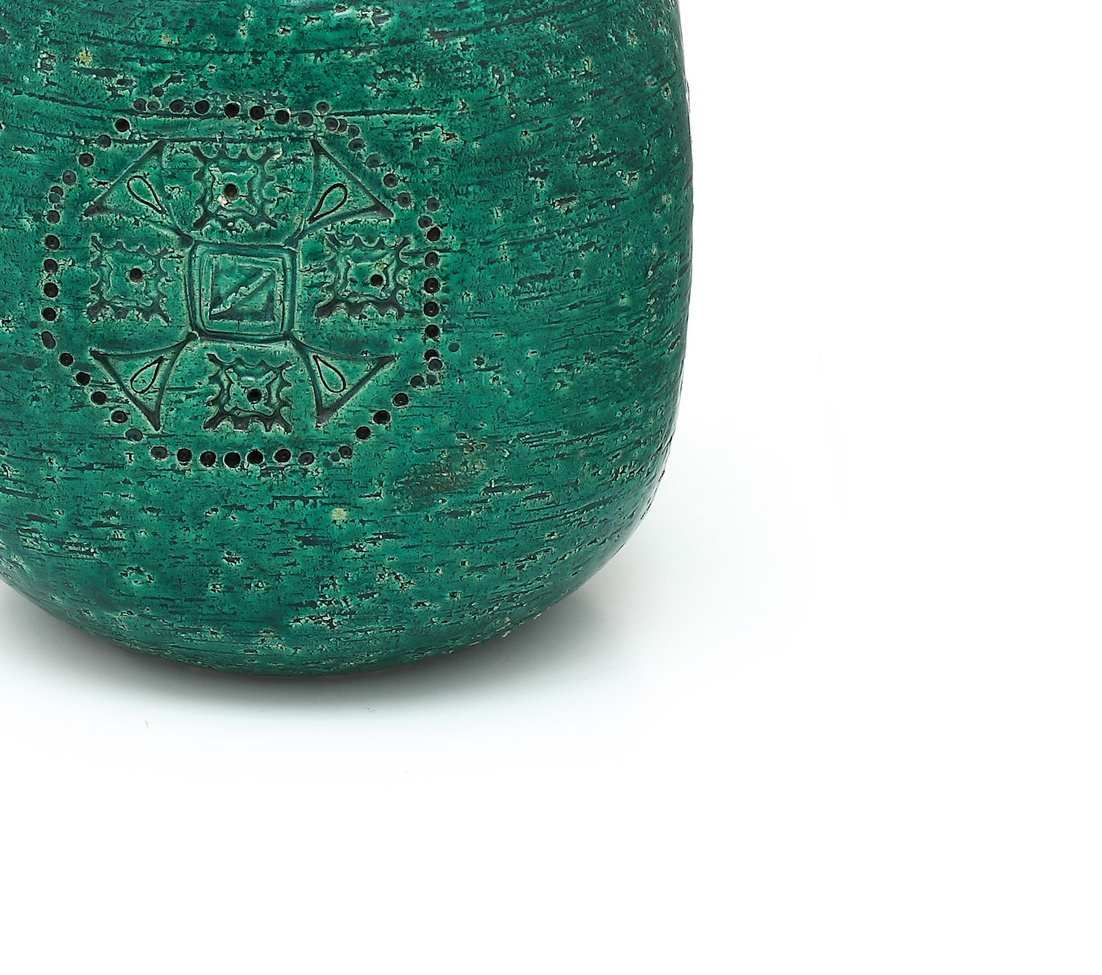 Vas din ceramică, pictat în manieră japonizantă
