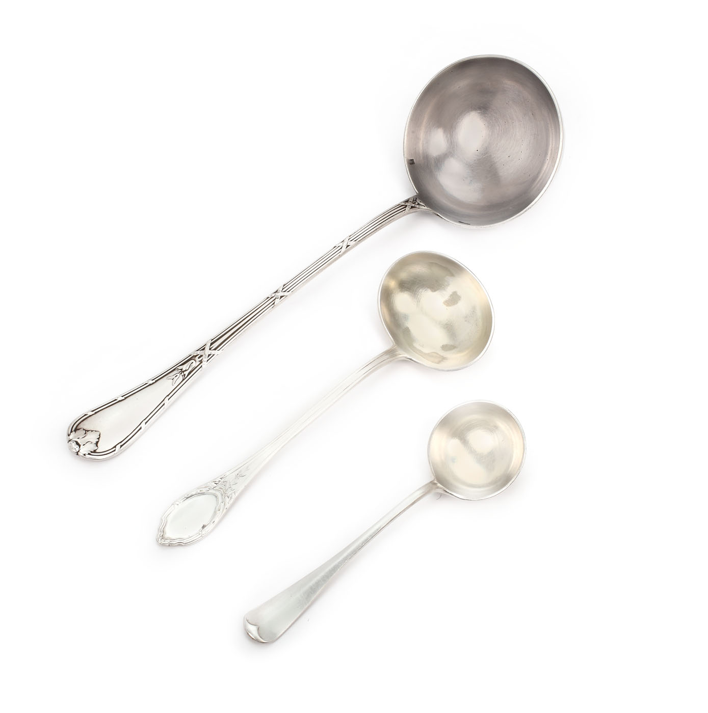 Trei polonice argintate: Christofle, Resch, Goldsmiths&Silversmiths