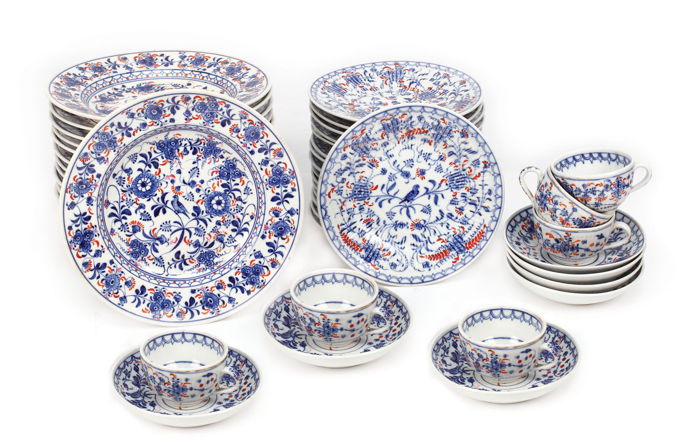 Serviciu de masă din faianță, manieră Meissen, cu decor chinoiserie, începutul sec. XX