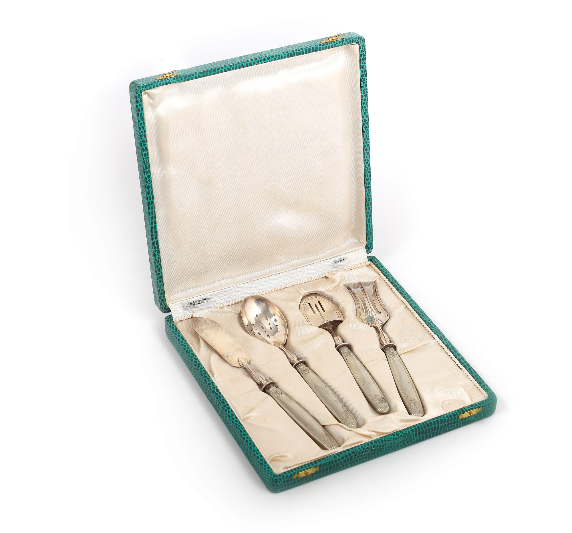 Set de tacâmuri Sezession argintate, cca. 1900