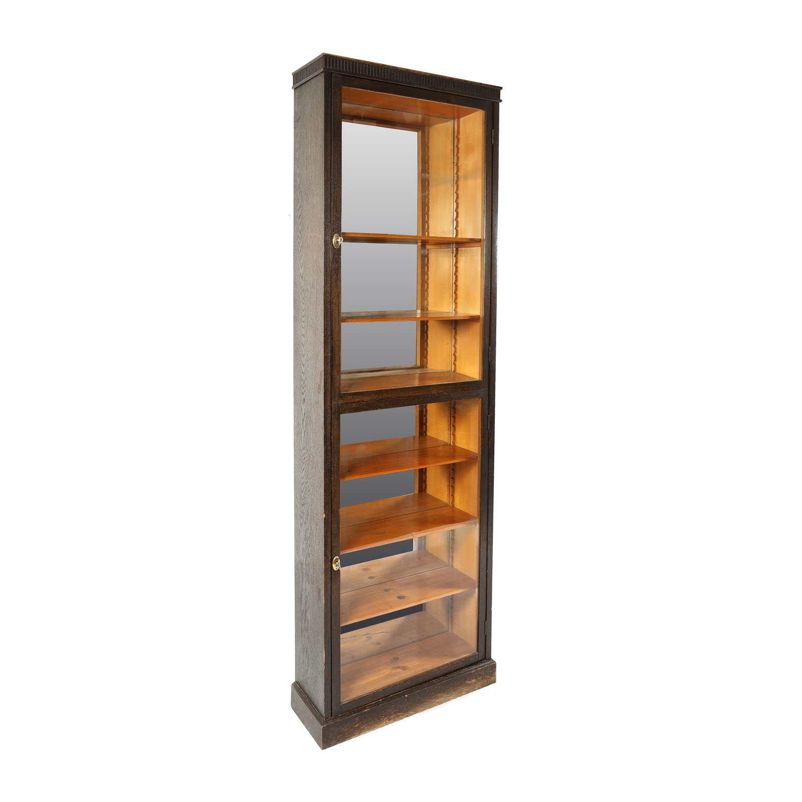 Window case in Art Deco style, the beginning of the 20th century, from the collection of dr. Horia Slobozianu