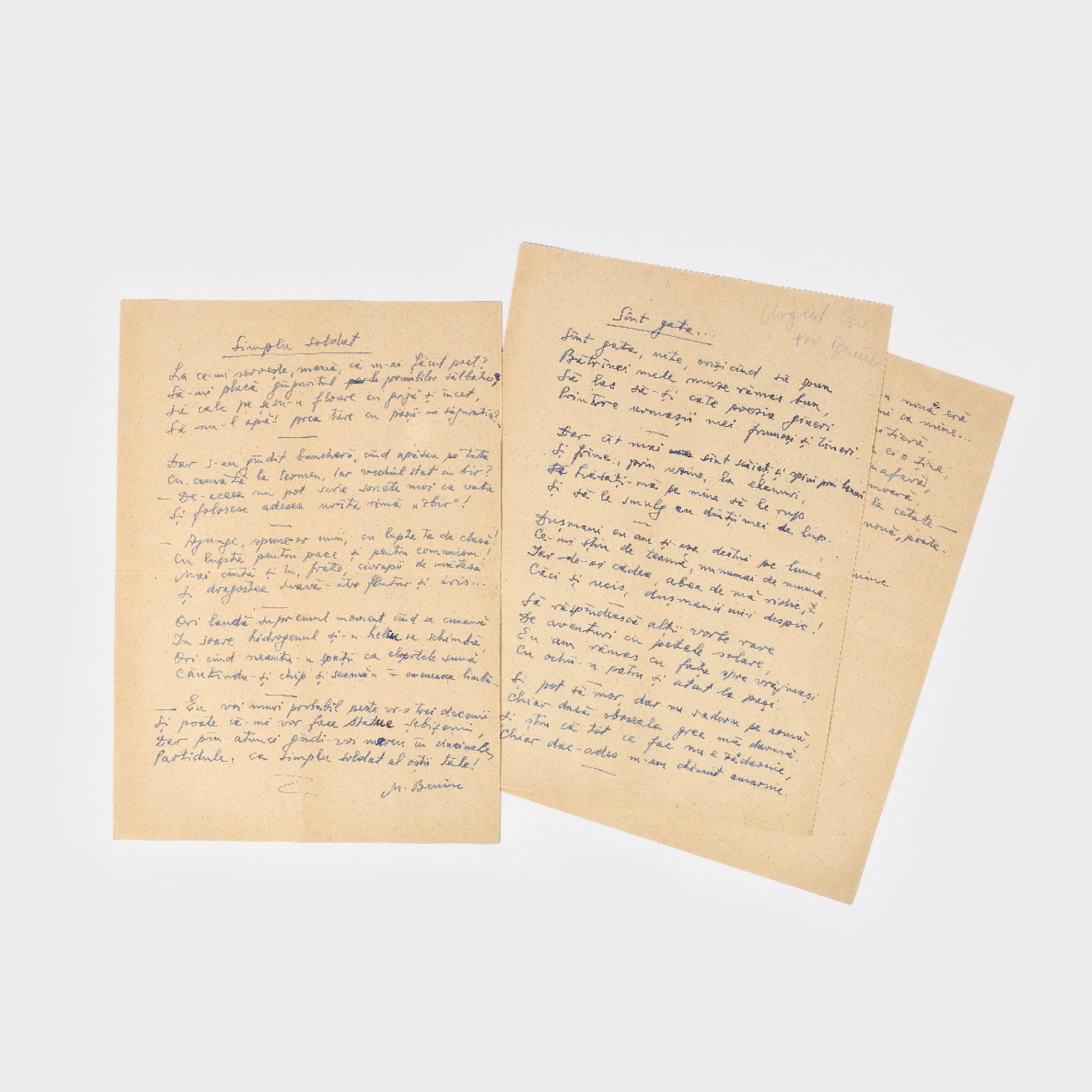 Trei file manuscris, "Simplu Soldat",­ de Mihail Beniuc, cu semnăura olografă a autorului, provine din colecţia Saşa Pană
