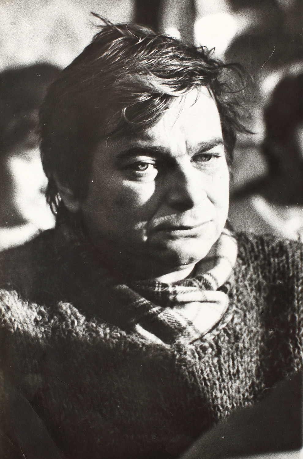 Fotografie a lui Nichita Stănescu, realizată de Ion Cucu pentru revista "Luceafărul"
