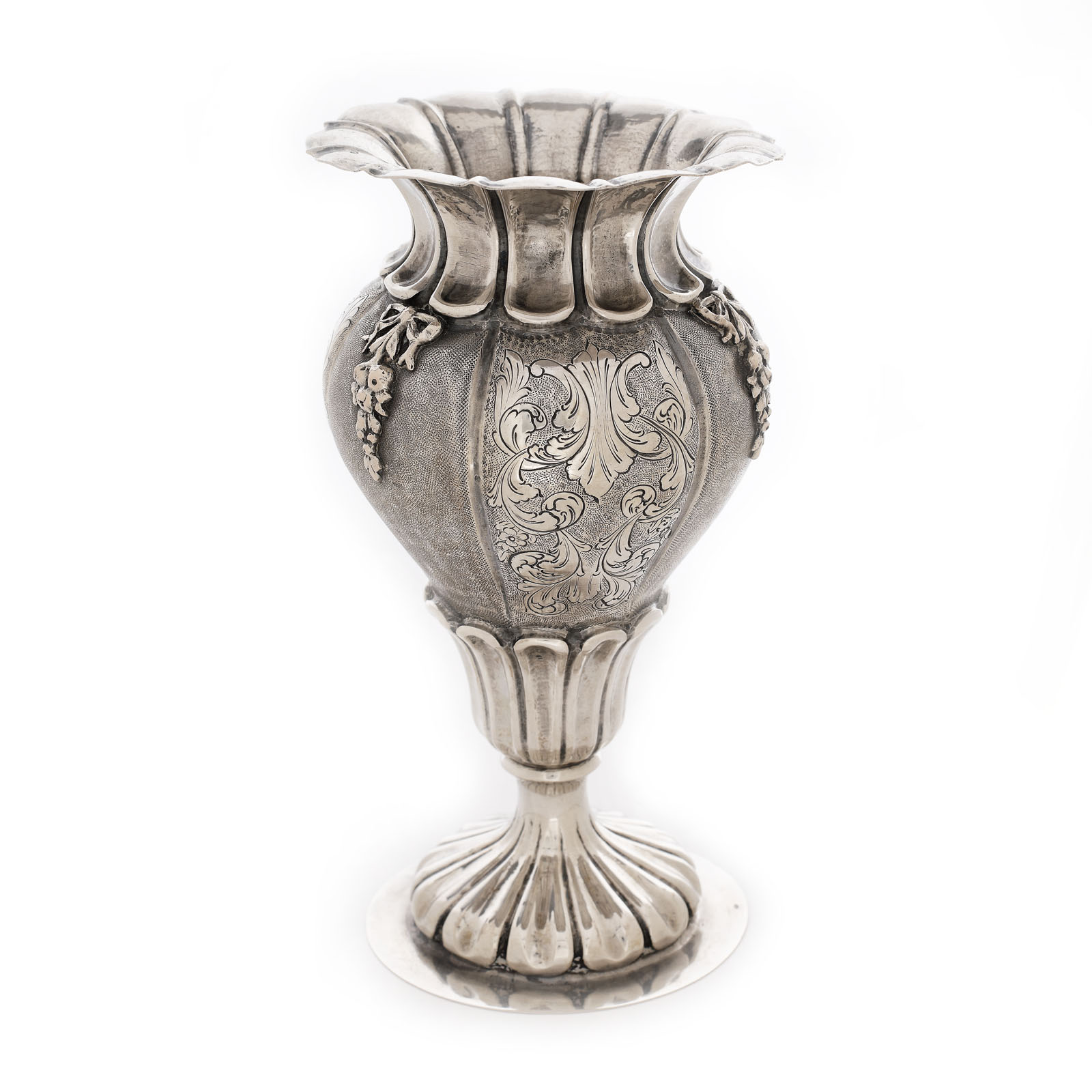 Neo Baroque set with vegetal decoration, engraved and applied 