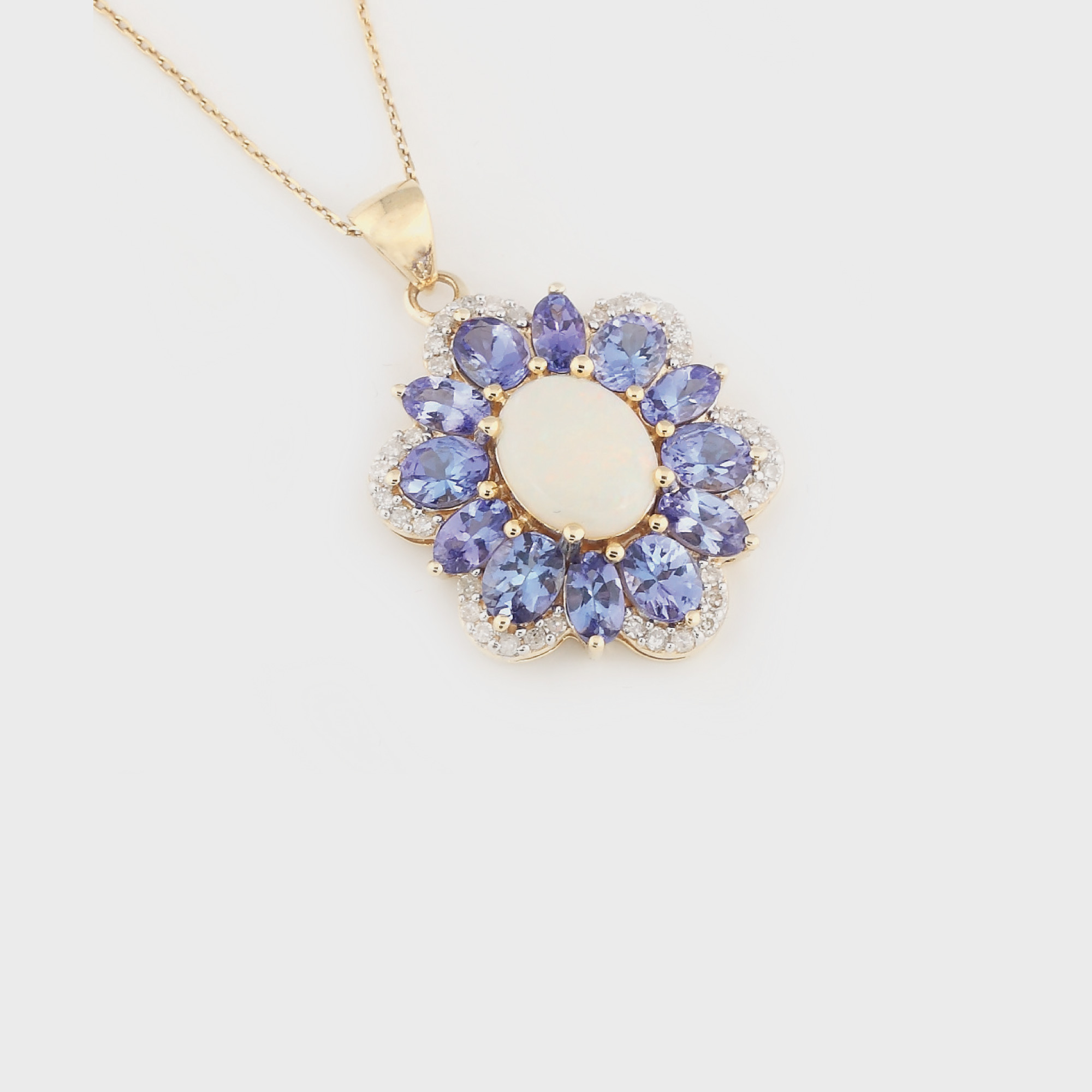 Lanţ cu pandantiv din aur, decorat cu diamante, opal și tanzanite