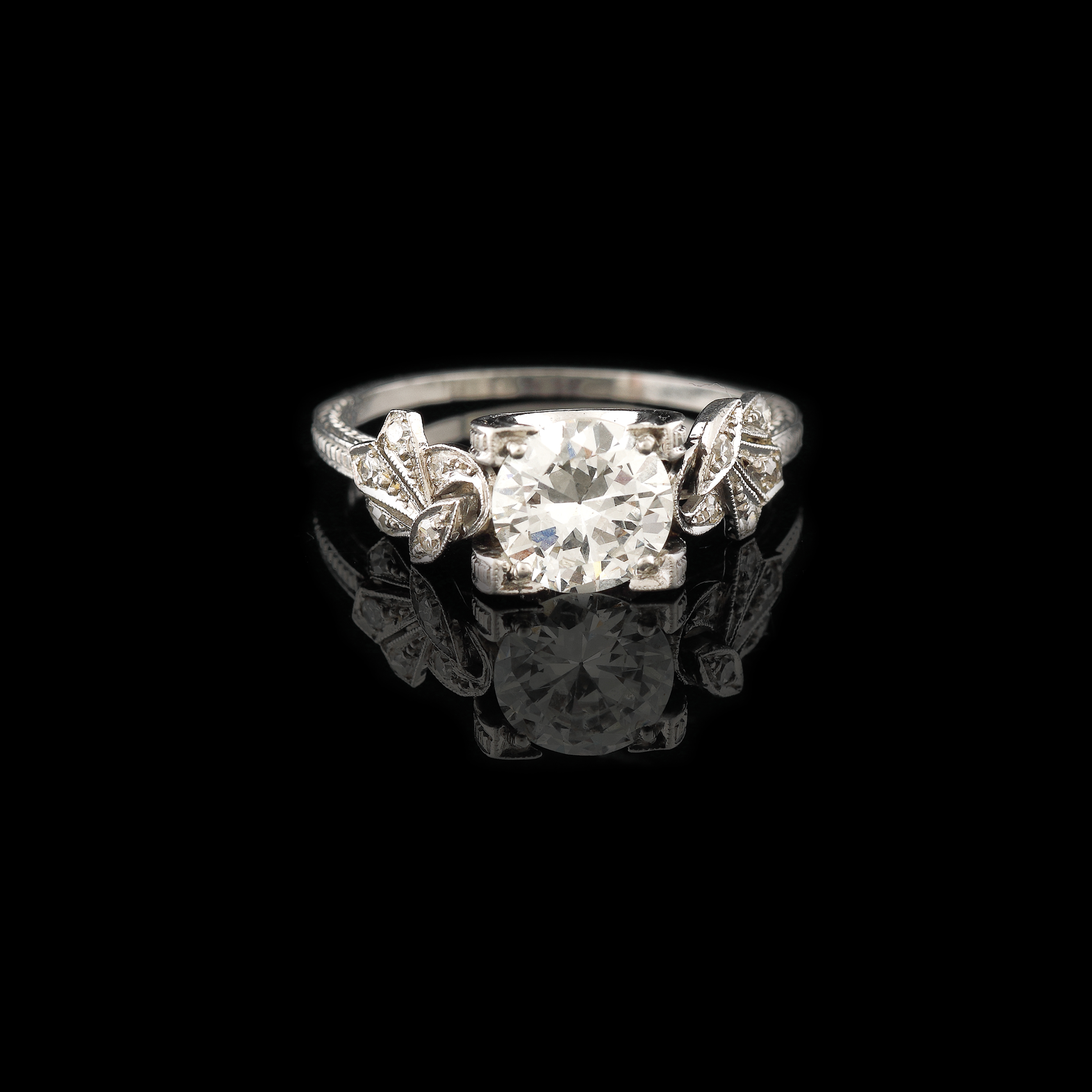 Splendid inel Joseph Resch din platină, decorat cu diamante, în cutie originală, însoțit de certificate de proveniență