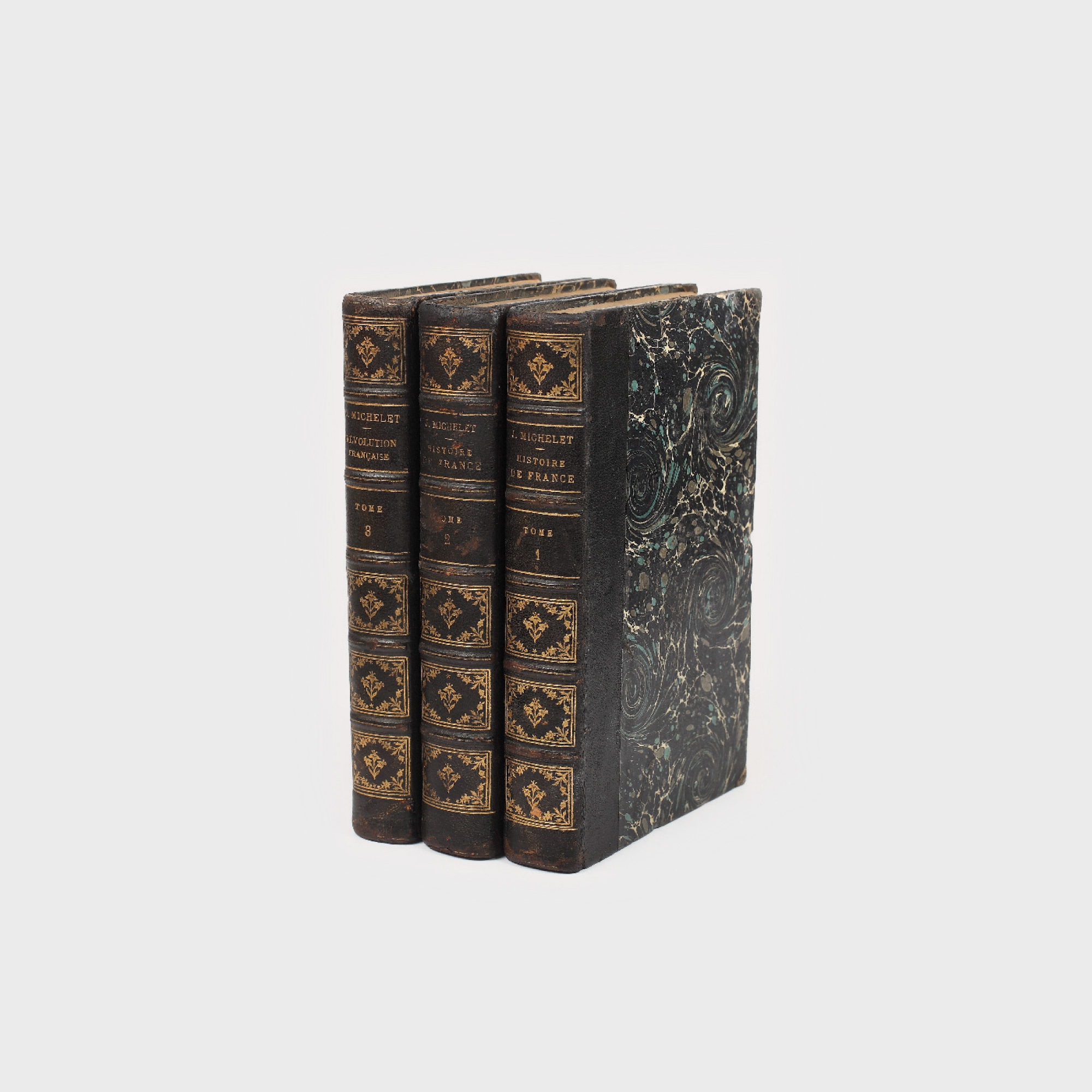 "Istoria Franței", de Jules Michelet, 3 volume, Paris, 1895