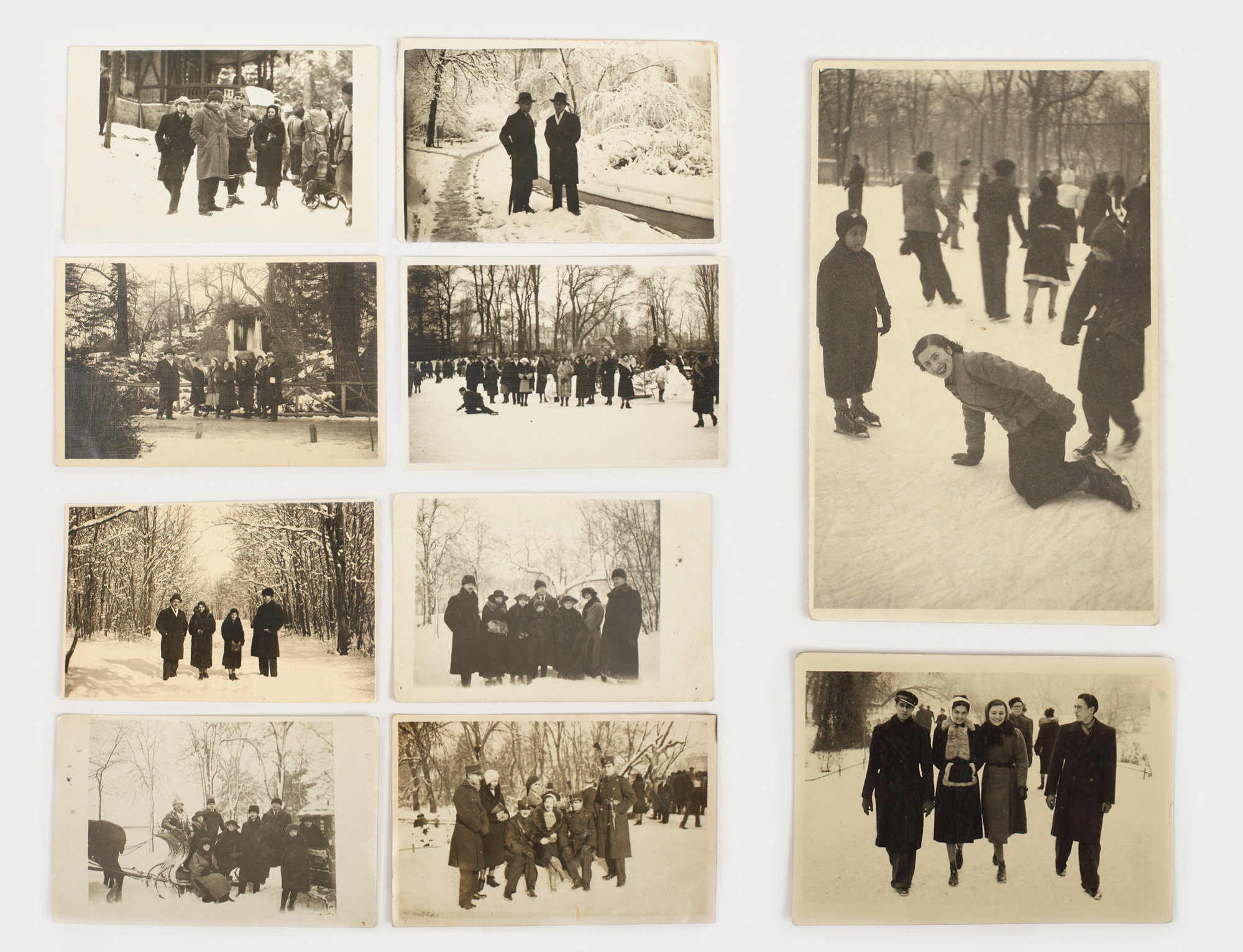 Lot format din 10 fotografii surprinzând Cișmigiul înzăpezit, anii 1930