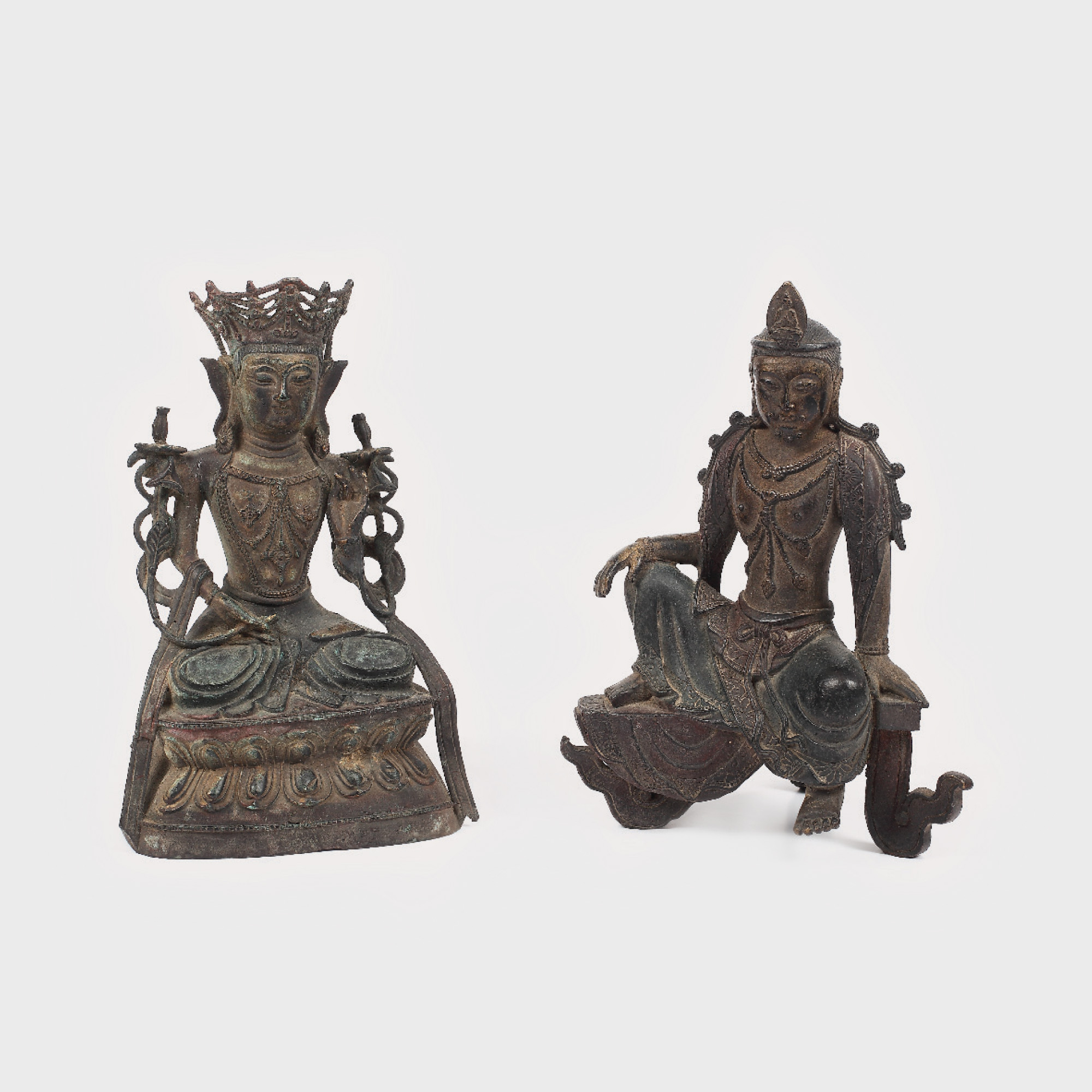 Pereche de statuete din bronz, reprezentând zeităţi hinduse, începutul sec. XX 