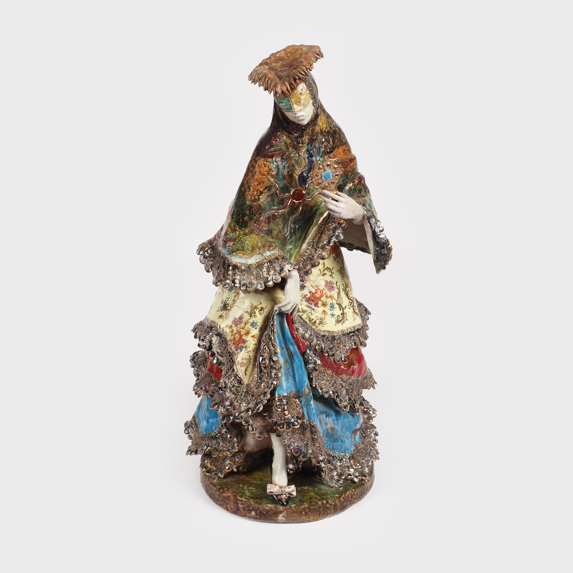 "Colombina" - spectaculoasă statuetă redând o veneţiană seducătoare, semnată Eugenio Pattarino