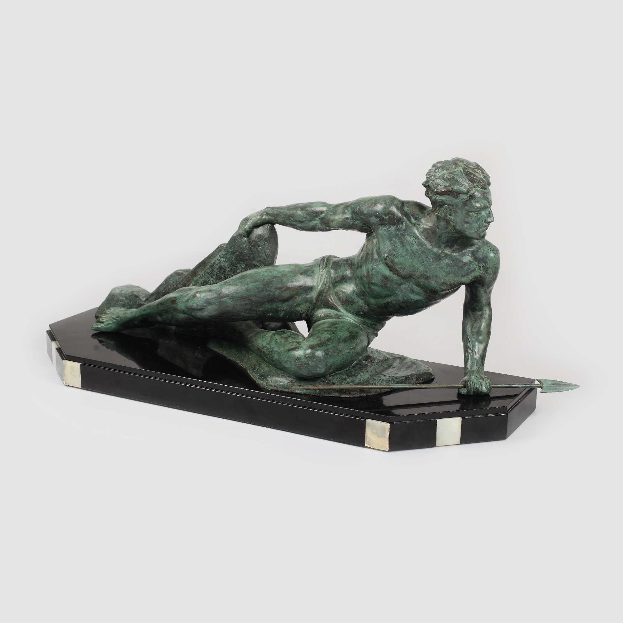 "Vânător cu suliță" - sculptură Art Deco din bronz, semnată Jean de Roncourt, 1925-1930