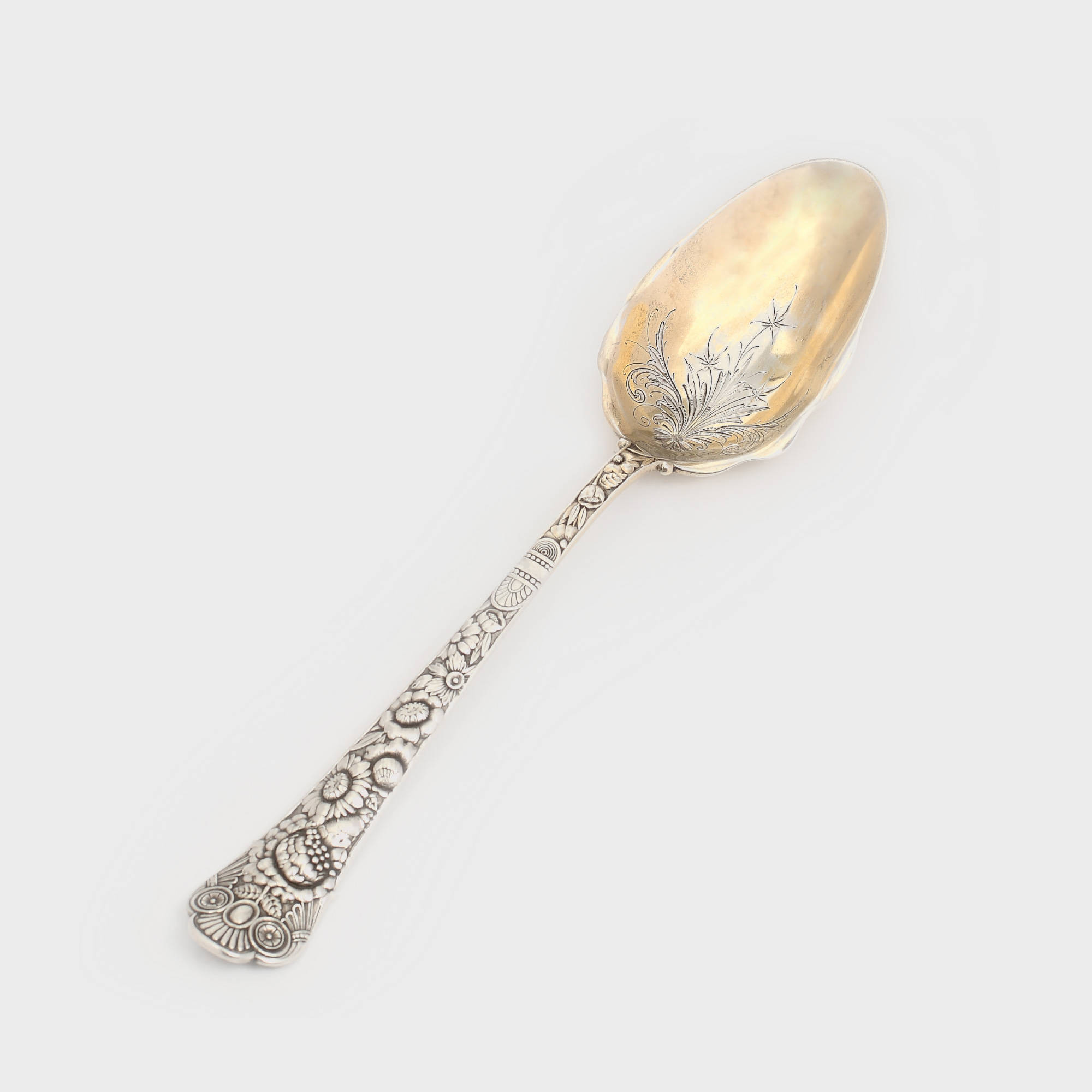 Lingură din argint Gorham, ornată cu pronunţate motive florale, 1875 - 1900, piesă de colecţie