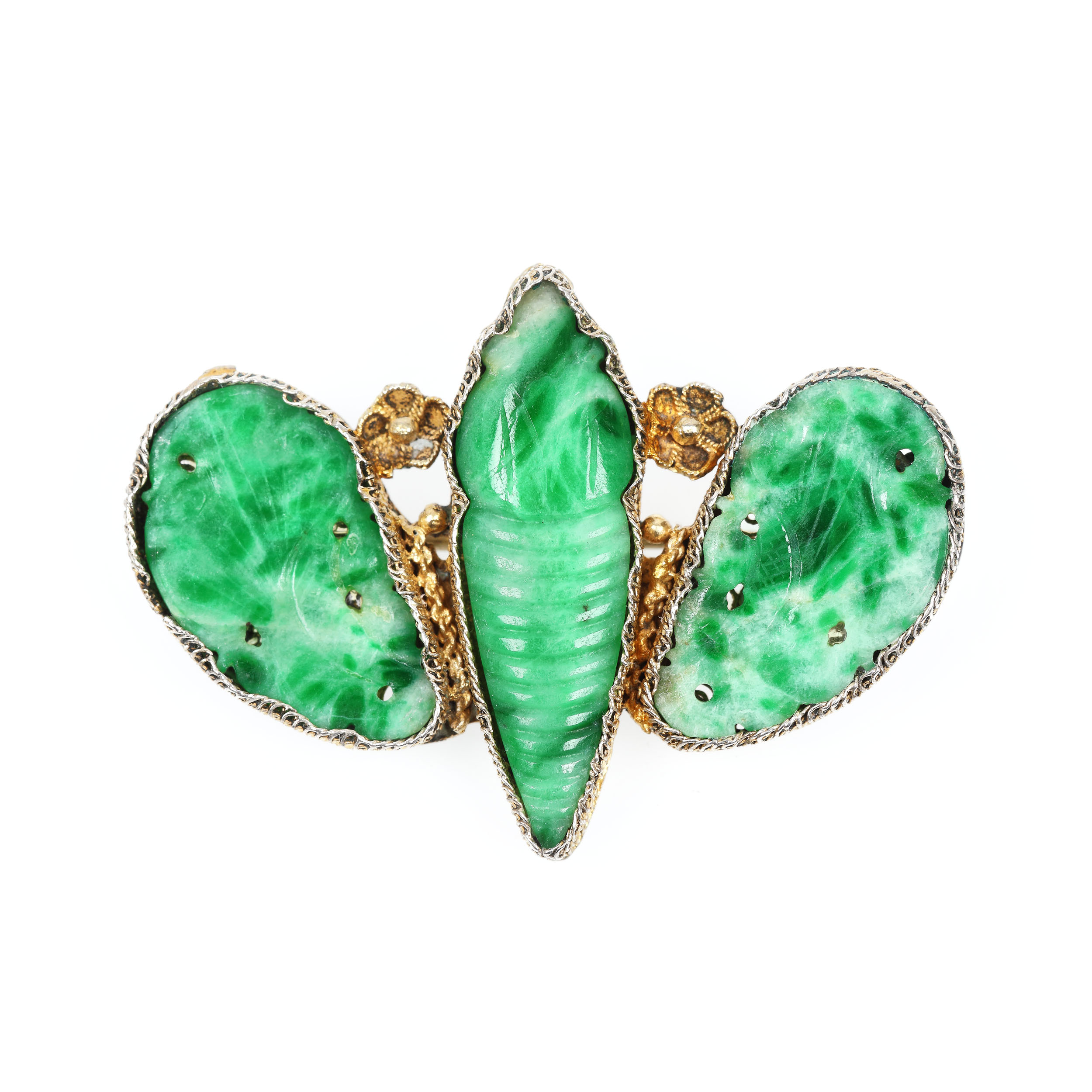 Broșă fluture-de-mătase, din jadeit verde-smarald și argint aurit, perioada Guangxu, China, cca. 1875-1908