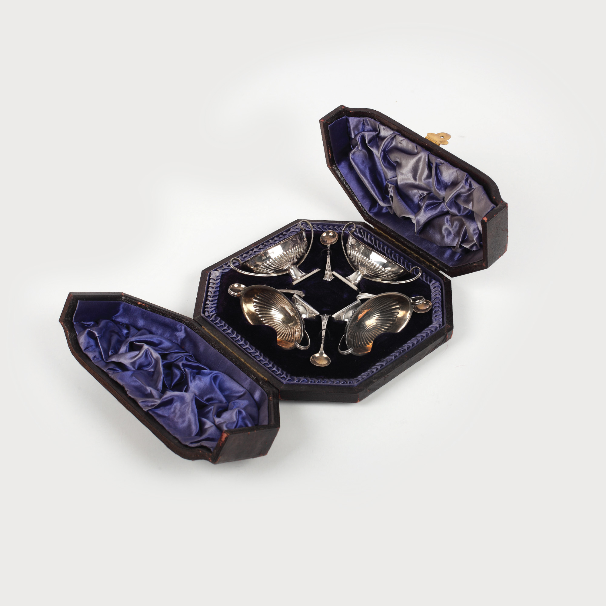 Set pentru mirodenii, din argint Sheffield, în cutie originală, 1903