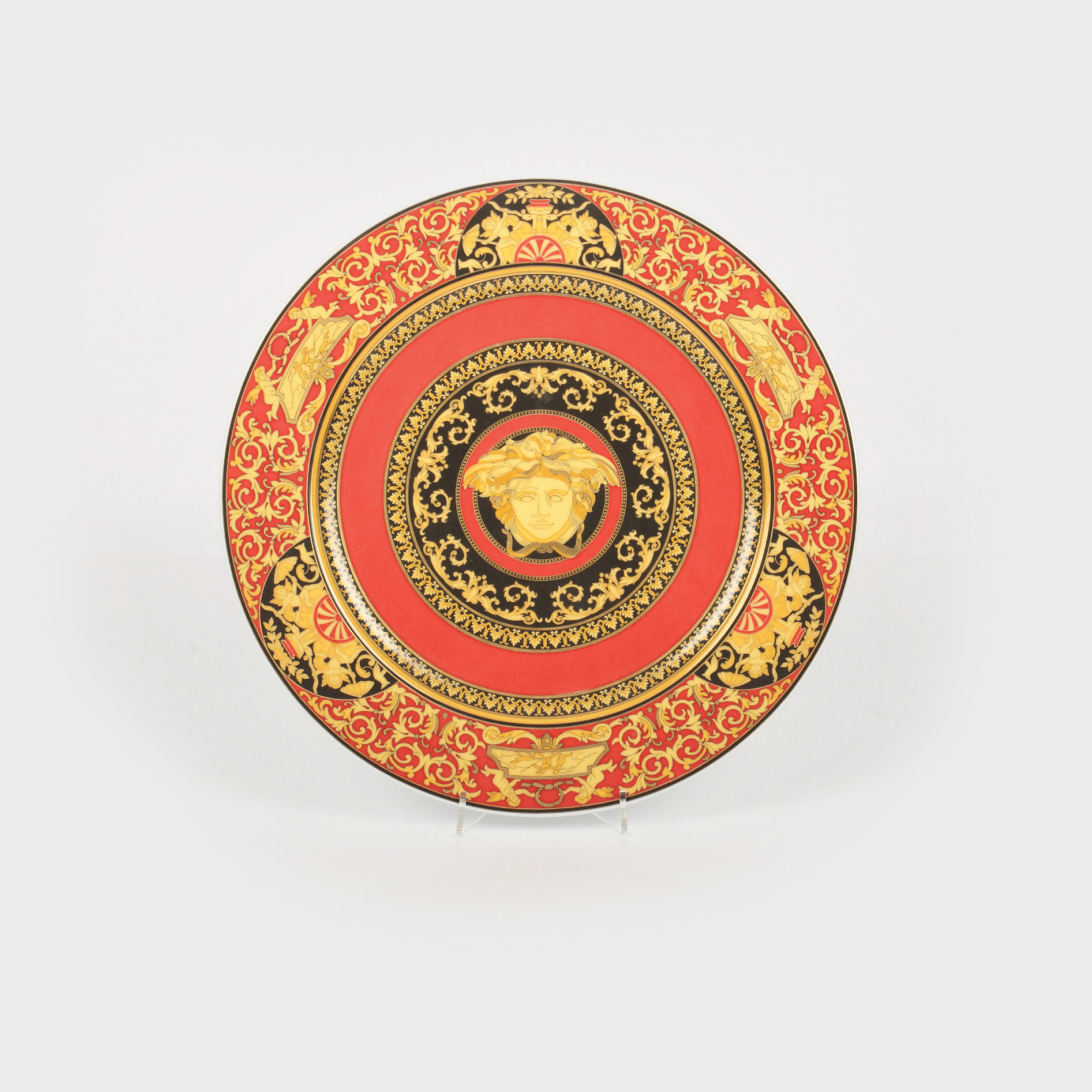 Platou din porțelan Rosenthal, designer Gianni Versace, colecția "Medusa", design contemporan