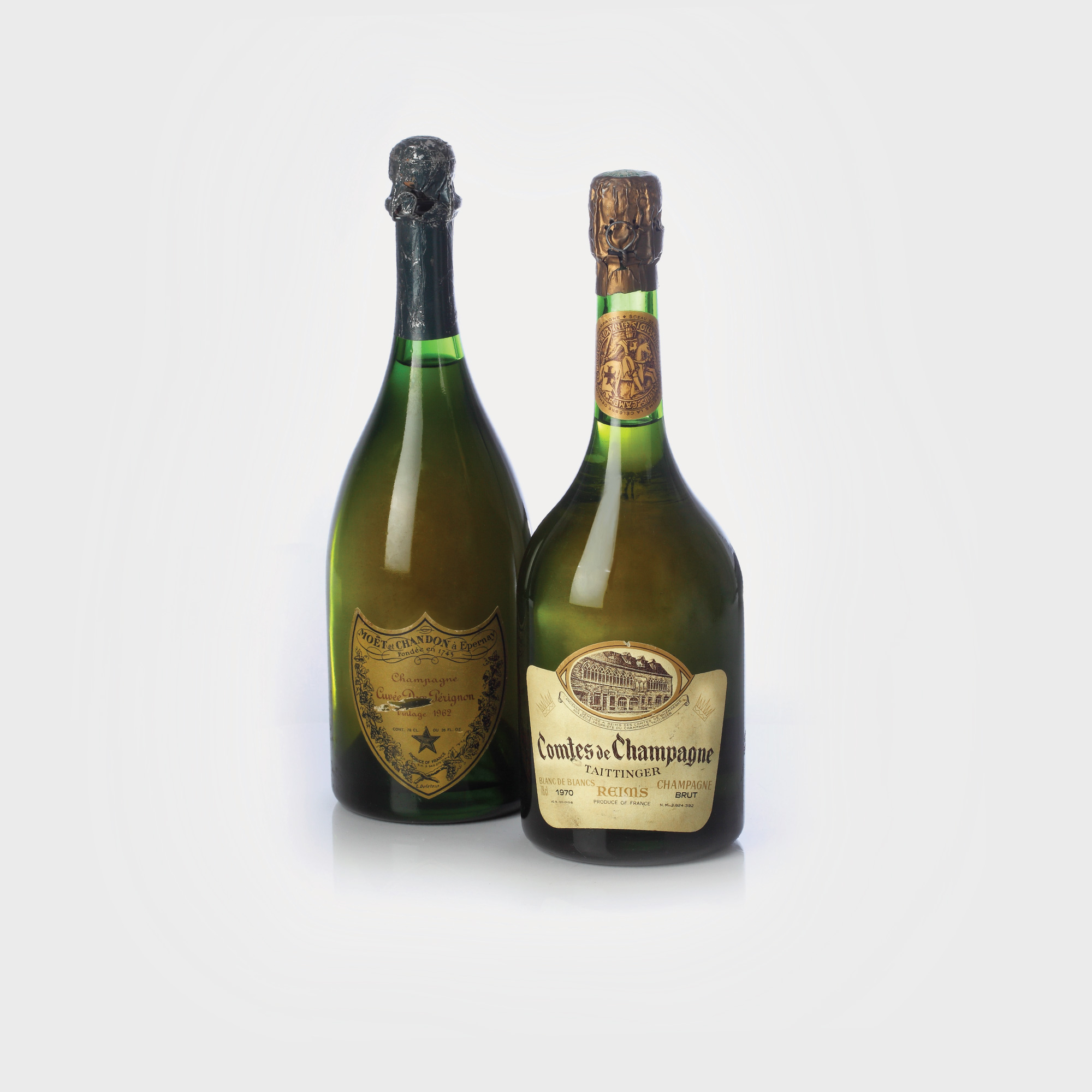 A. Taittinger Comtes de Champagne Blanc de Blancs 1970 75 cl., 1 sticlă x 75 cl. B. Dom Perignon 1962 75 cl., 1 sticlă x 75 cl.