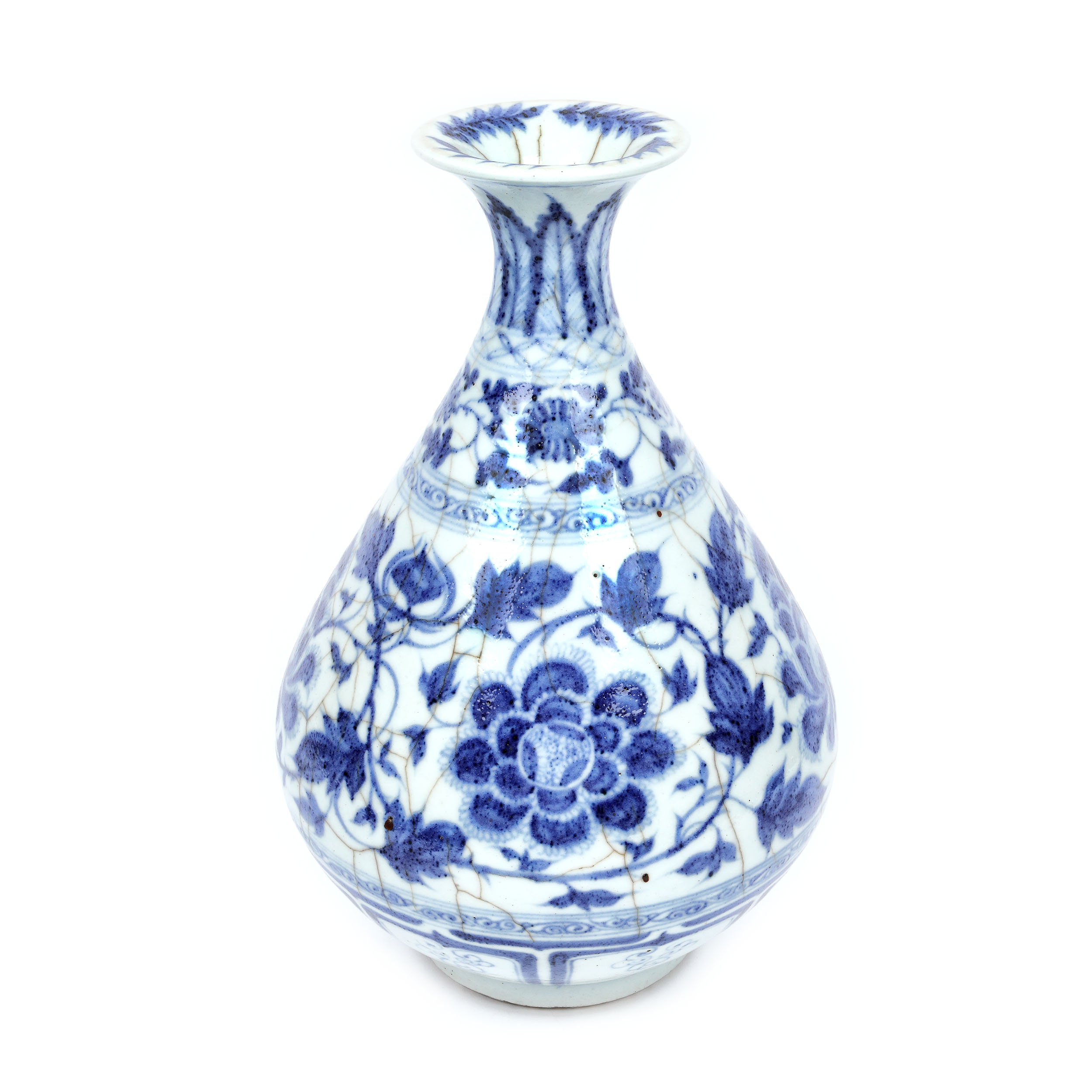 Vas din porțelan pictat și glazurat manual, decorat cu motive vegetale conform stilului dinastiei Yuan, perioada Qing, China, sec. XIX