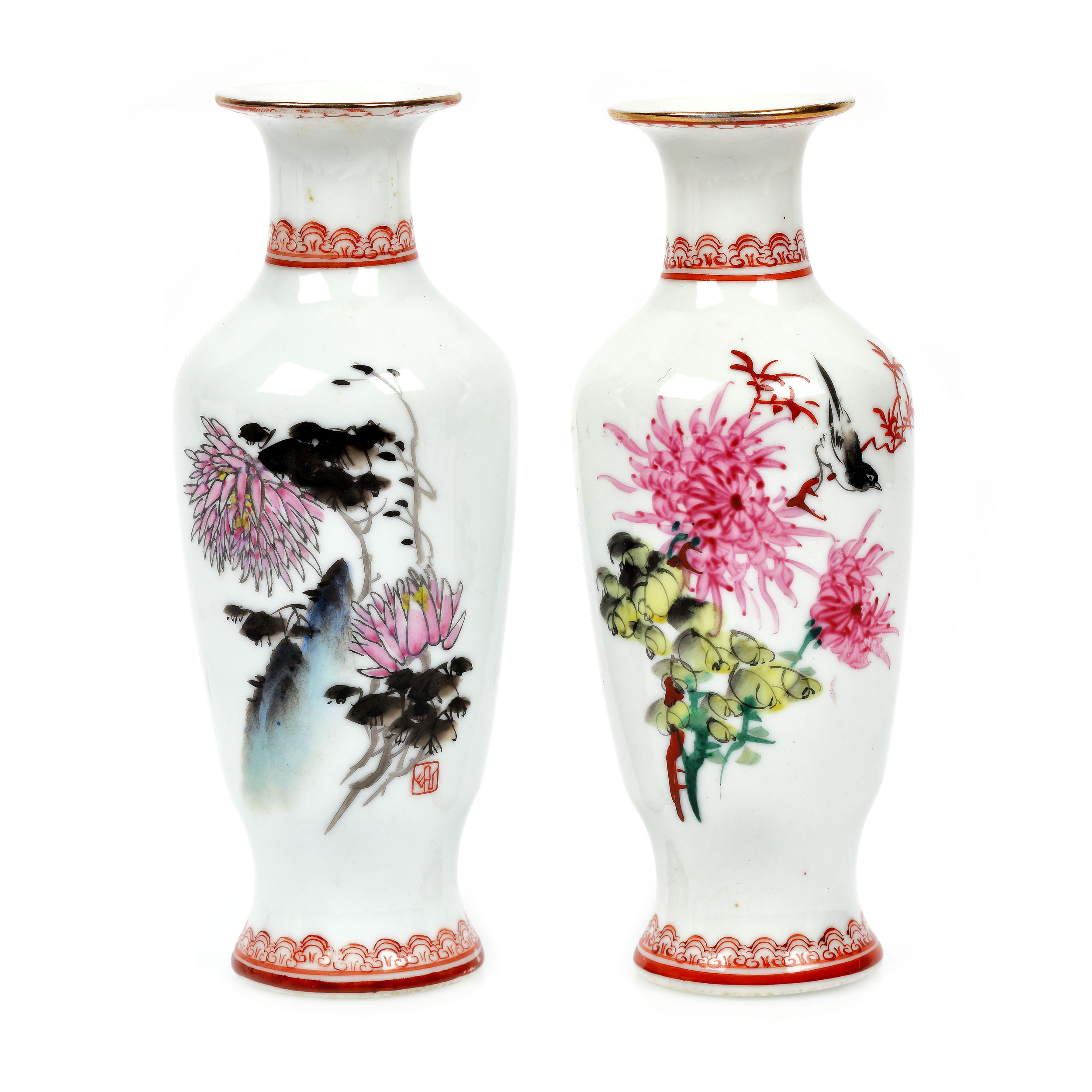 Pereche de vase din porțelan, decorate în manieră Liu Yucen, perioada Republicană, China, cca. 1940-1950