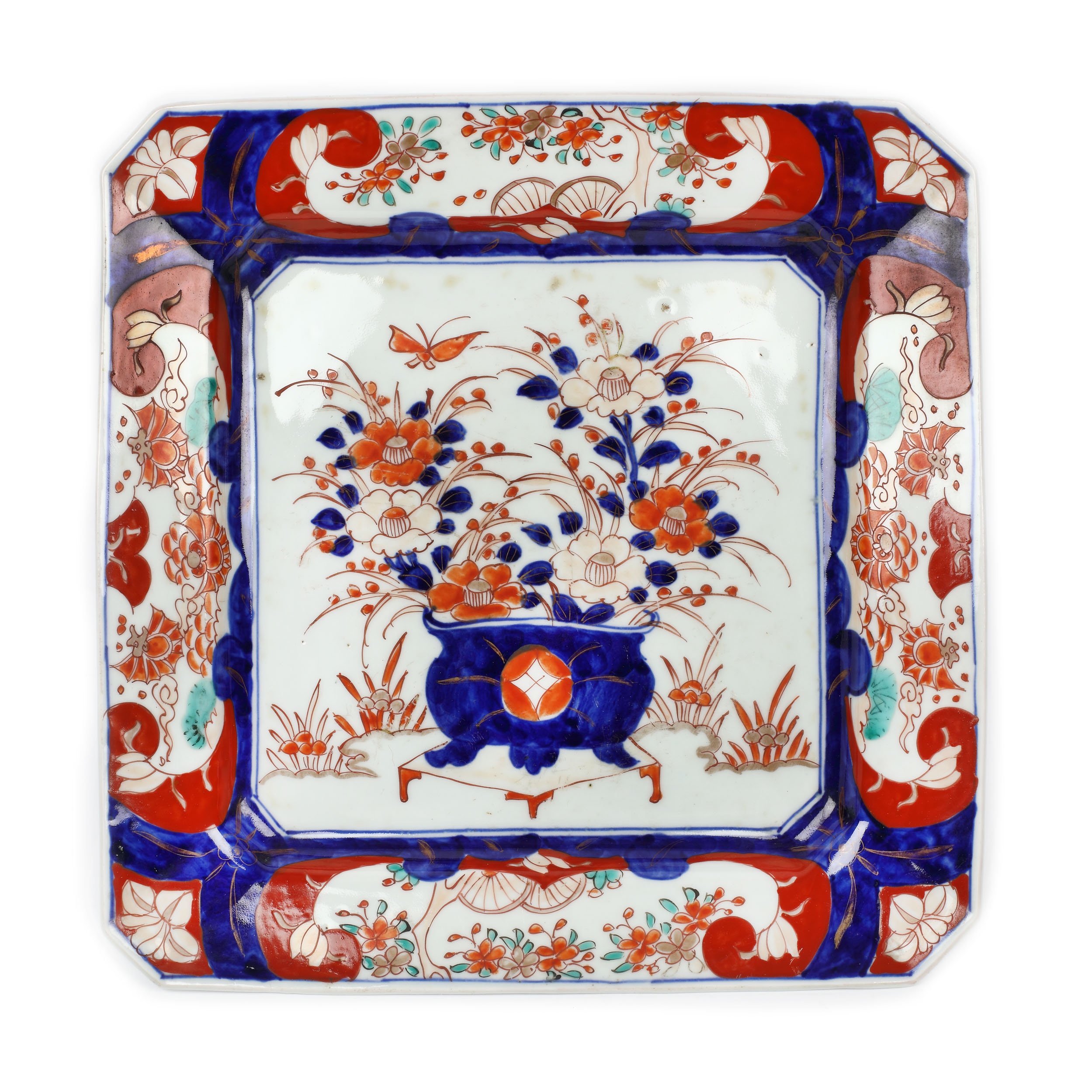 Platou din porțelan, decorat cu motive floral-vegetale, în manieră Imari, manufactura Arita, perioada Edo, Japonia, sec. XIX